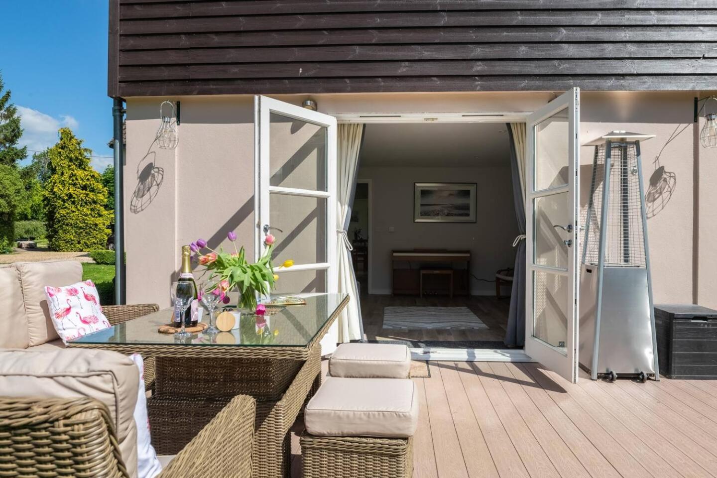 Osbornes Holiday House near Exeter with swimming pool