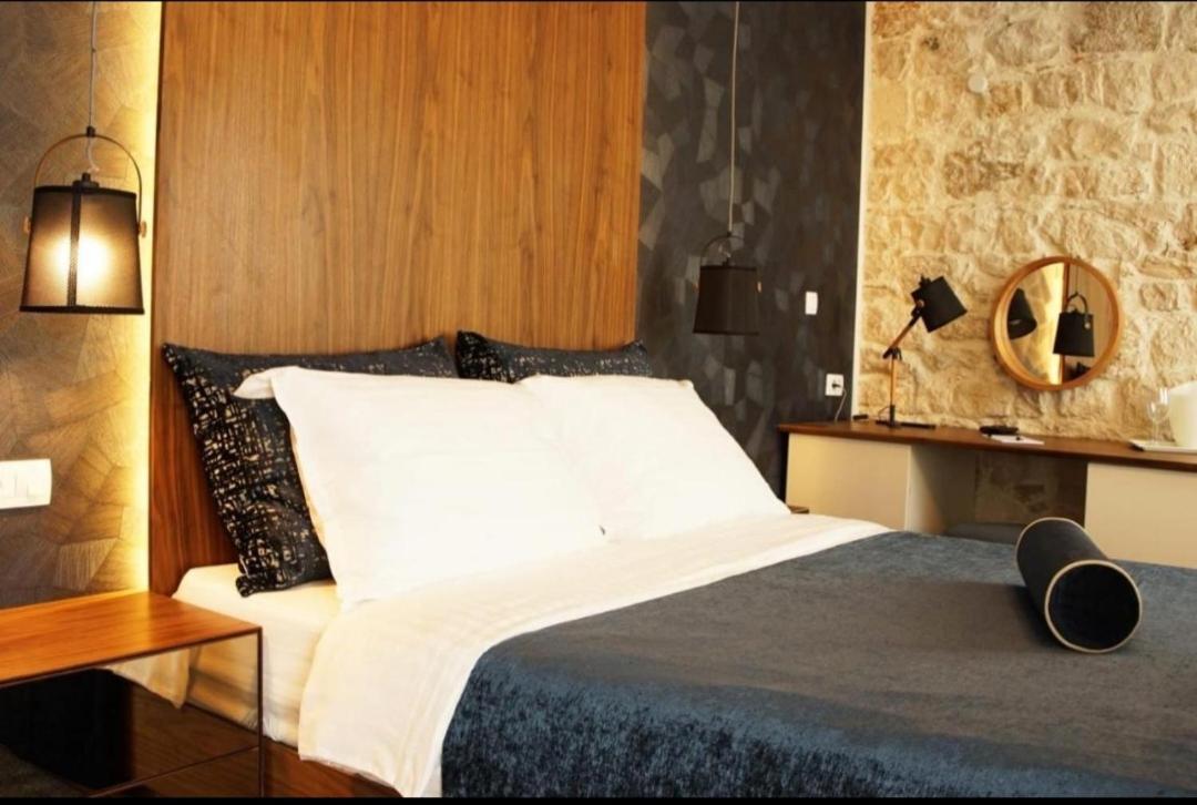 Hvar Riva Rooms view 3