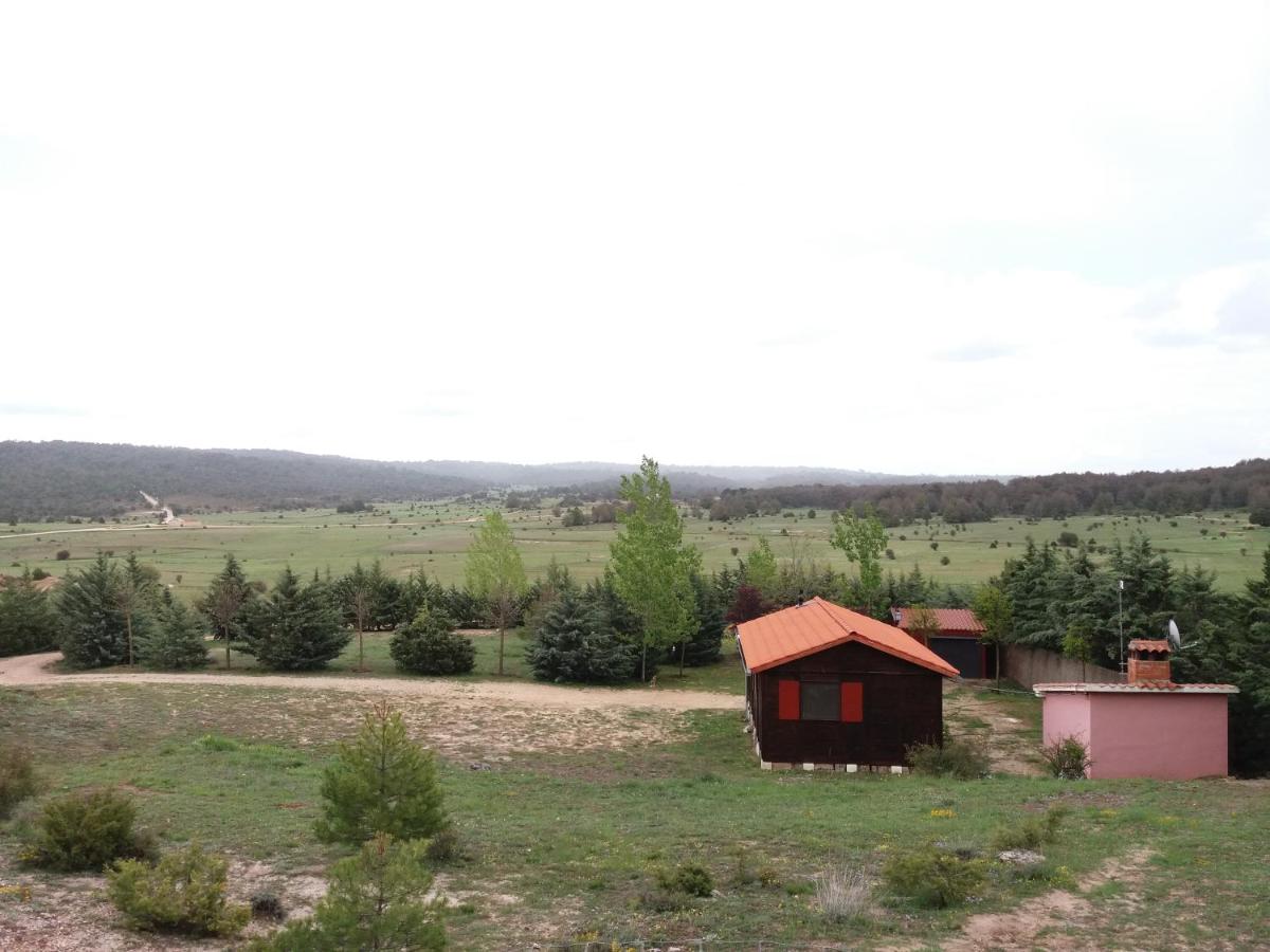 Casa Rural La Canadiense Log Cabin view 4