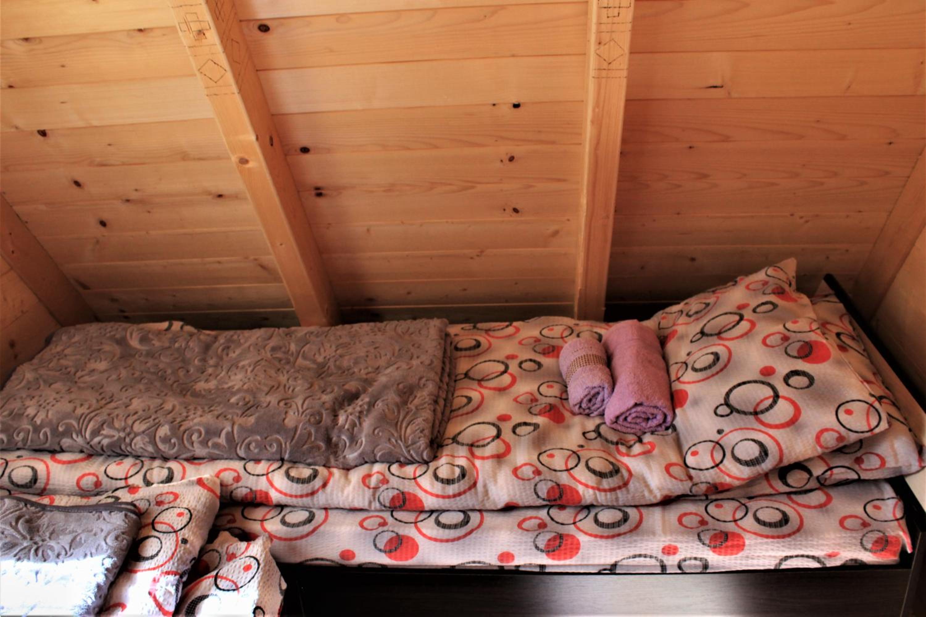 Log - cabin HOPE