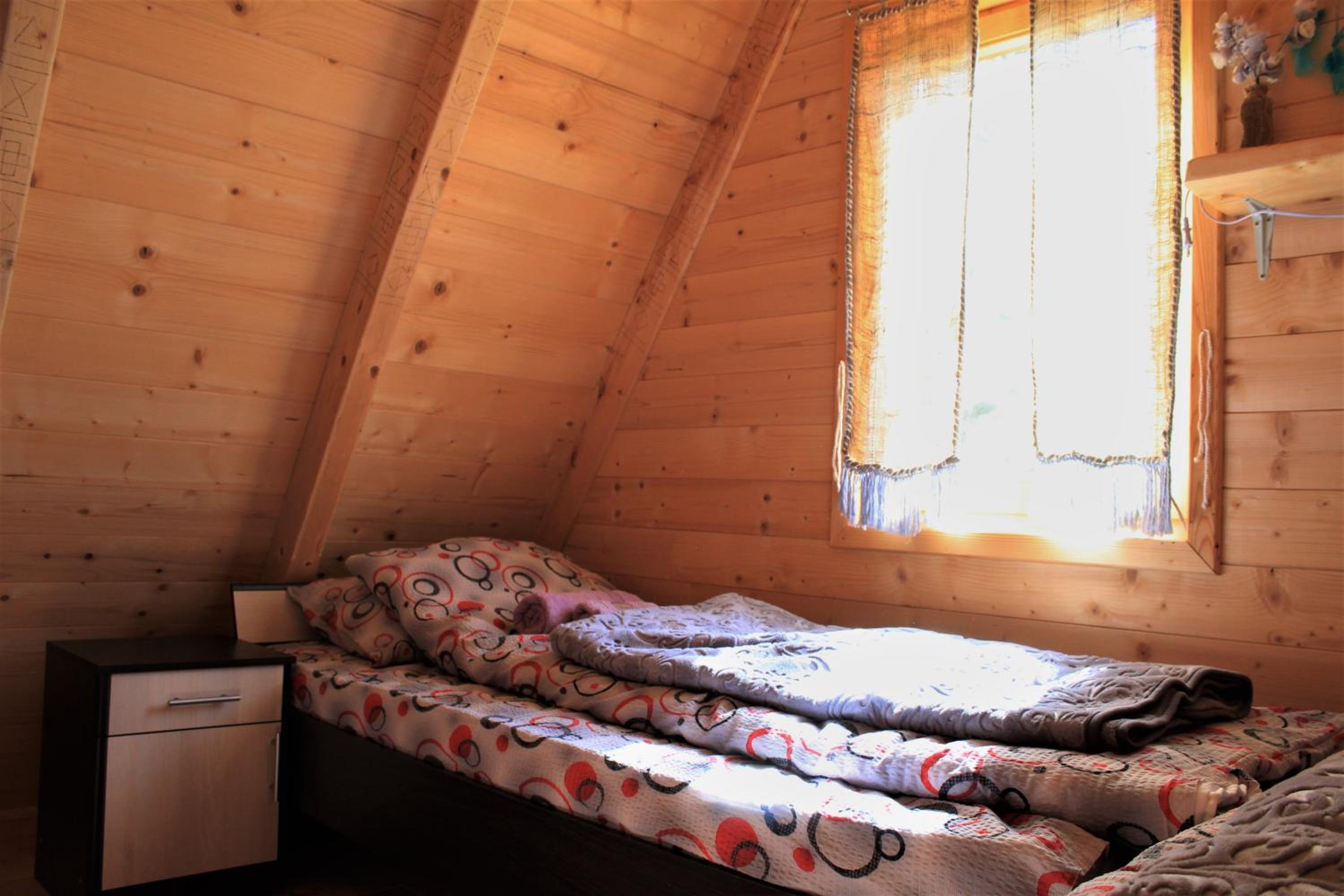 Log - cabin HOPE