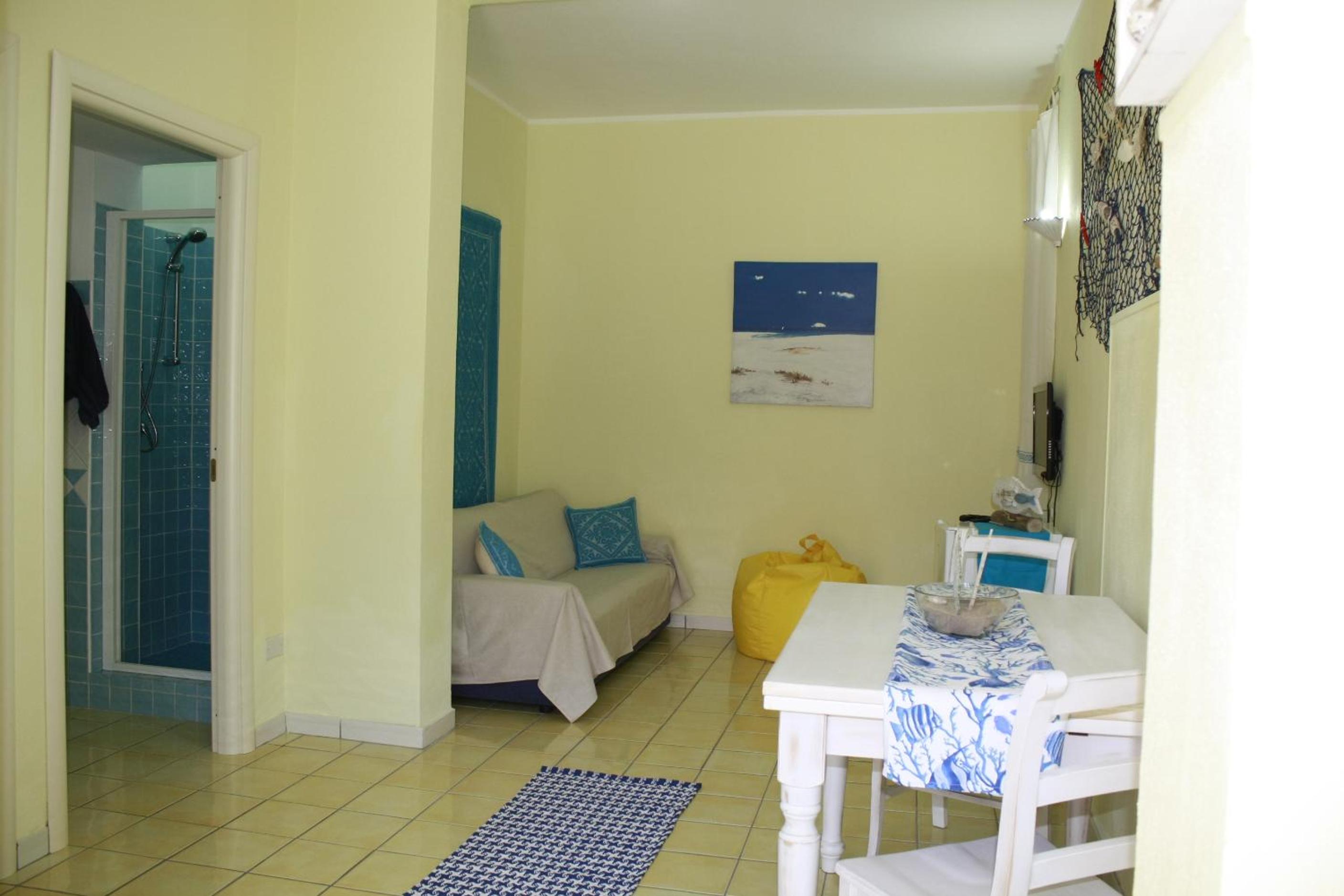 Luigi Apartments&Rooms