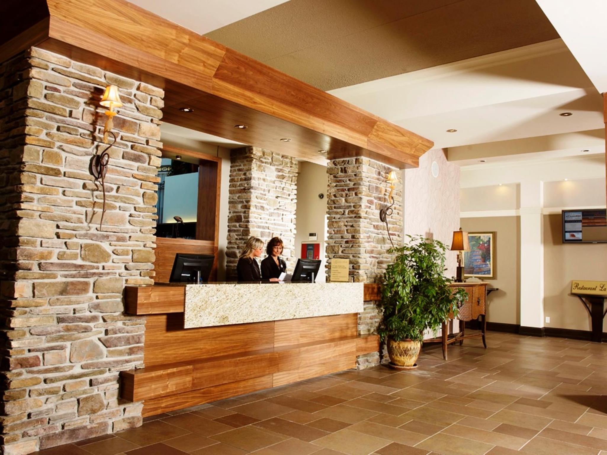 Levis Vacations - Hotel L'Oie des neiges - Property Image 45