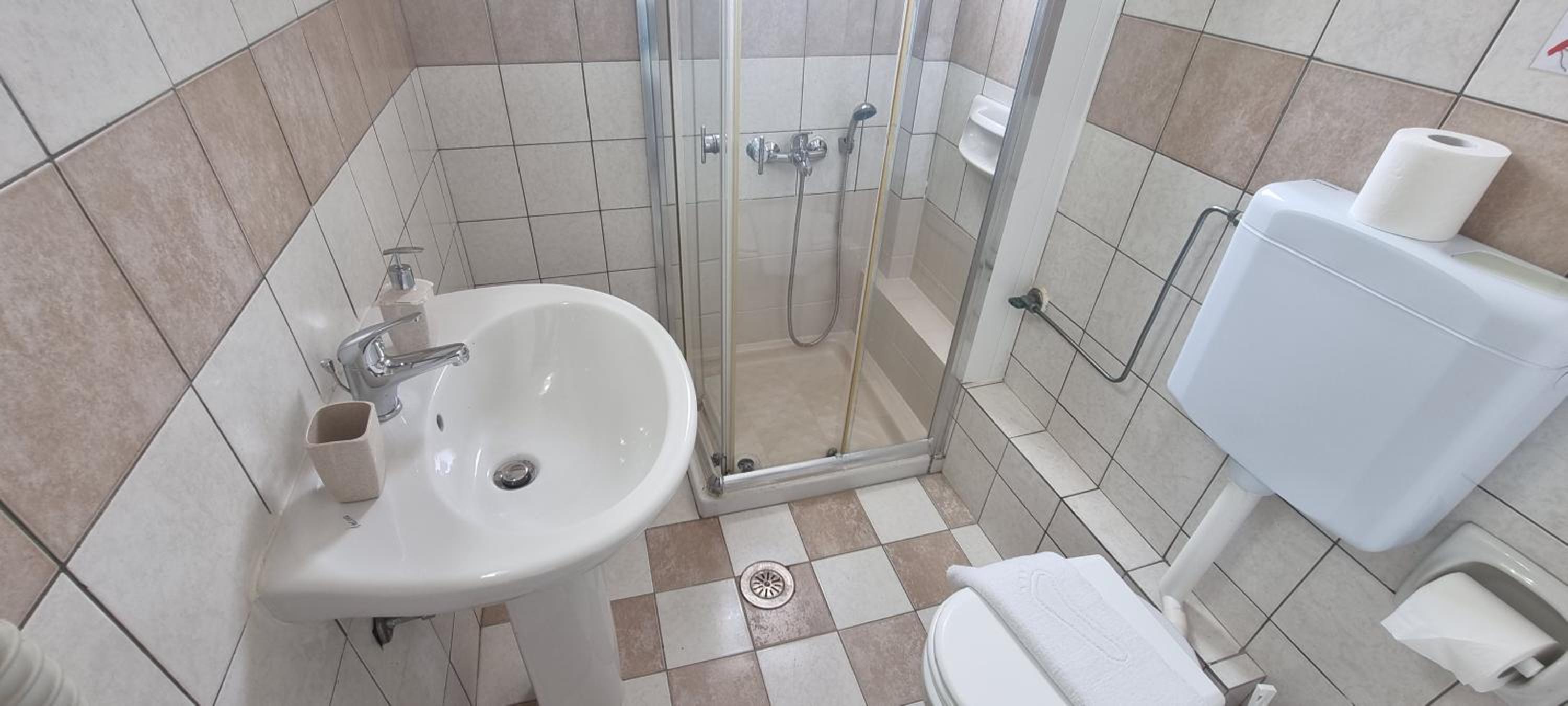Photo 48