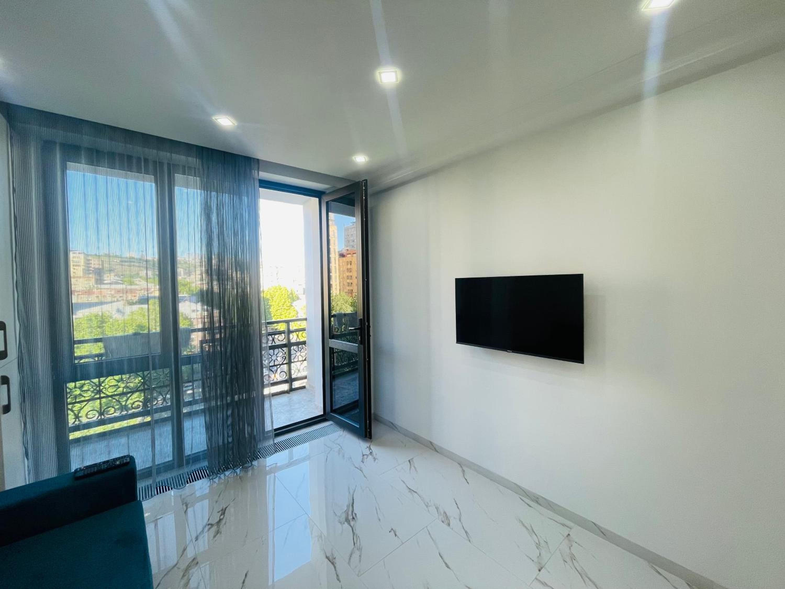 Panorama Apartments