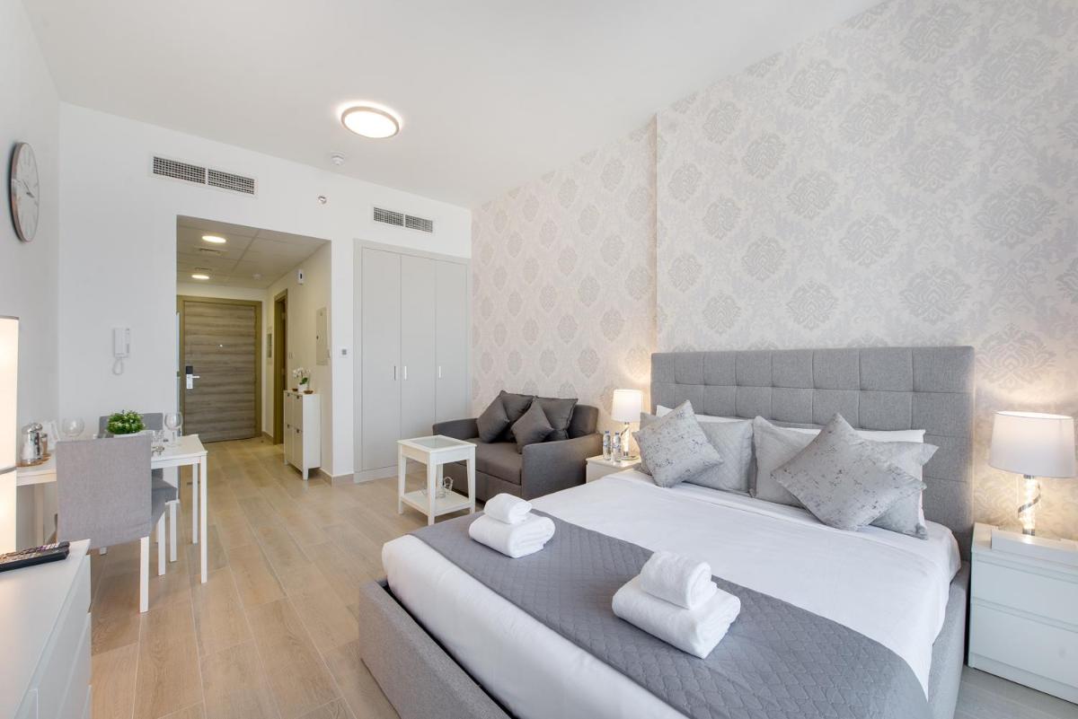 Apartment on 26th Floor & Beautiful Views (2 adults + 2 kids)