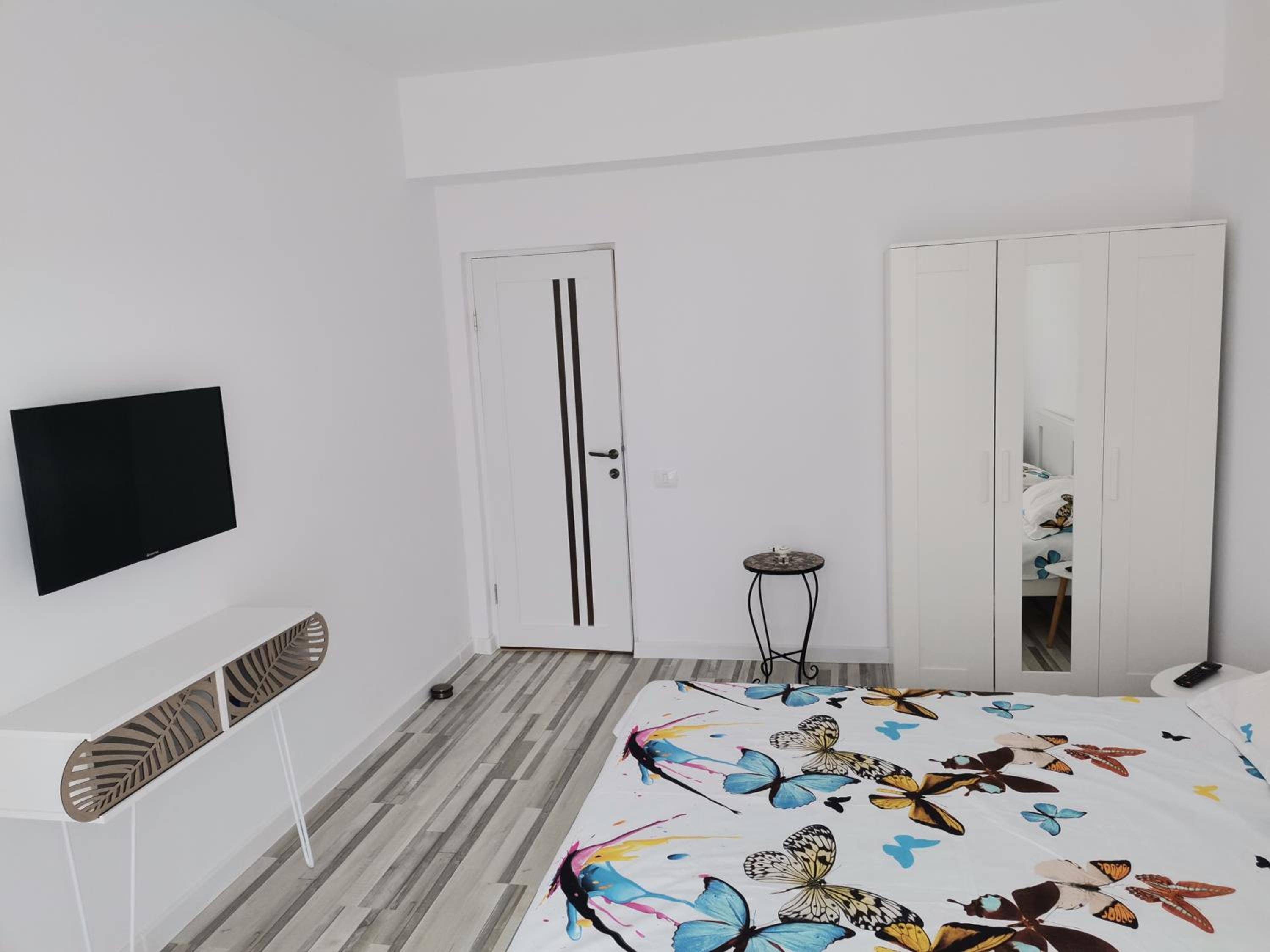 Nicole Residence view 4