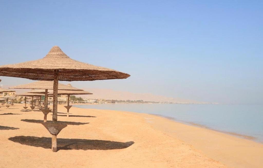 A Sea View Spacious Cheering 5 Bedroom Villa Ain Sokhna "Ain Bay" view 3