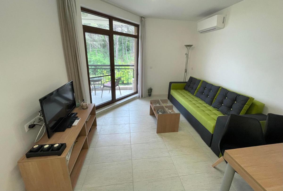 Green Life Beach Resort Sozopol One Bedroom Apartment view 2