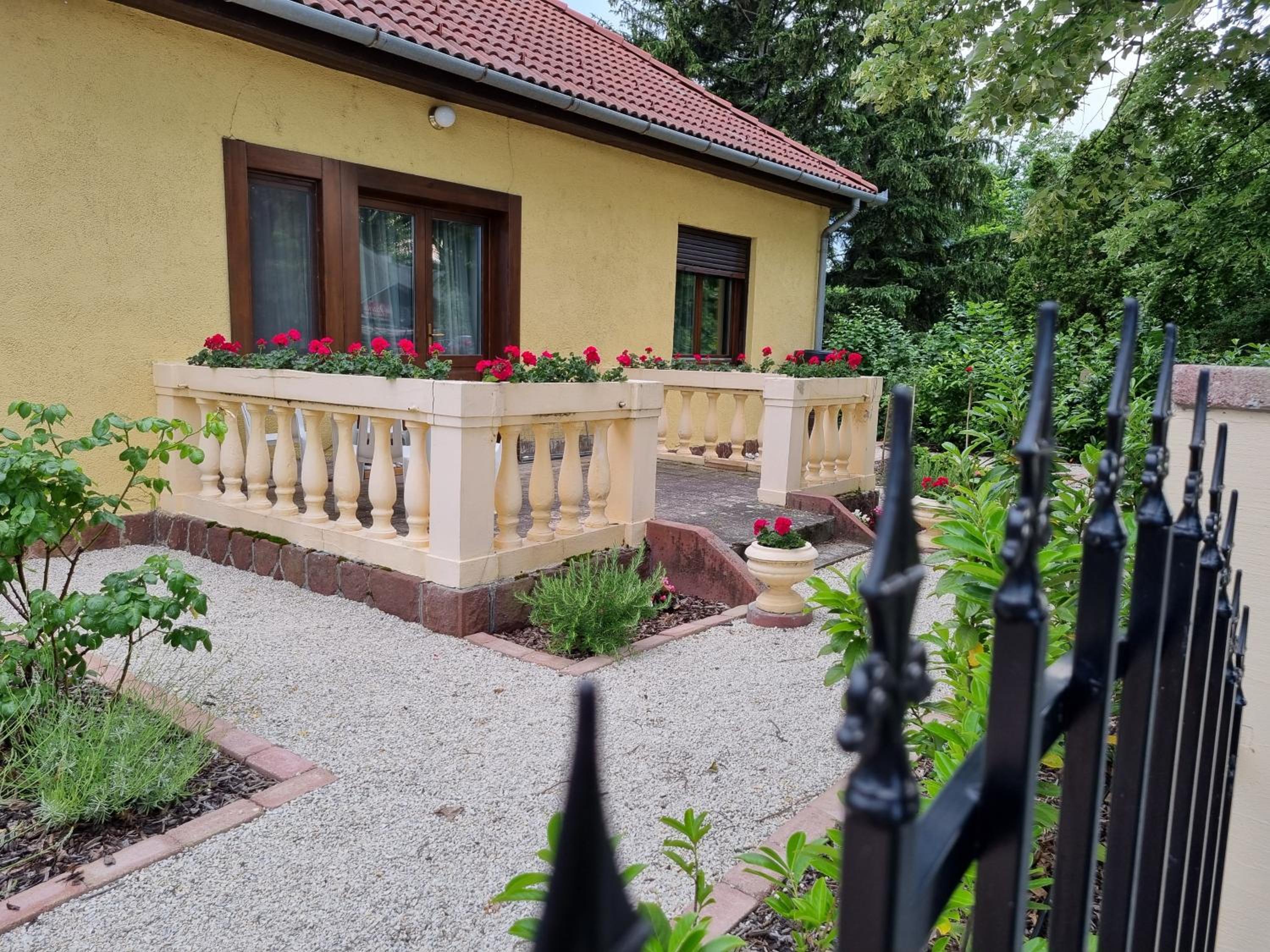 Muskátlis Ház view 4