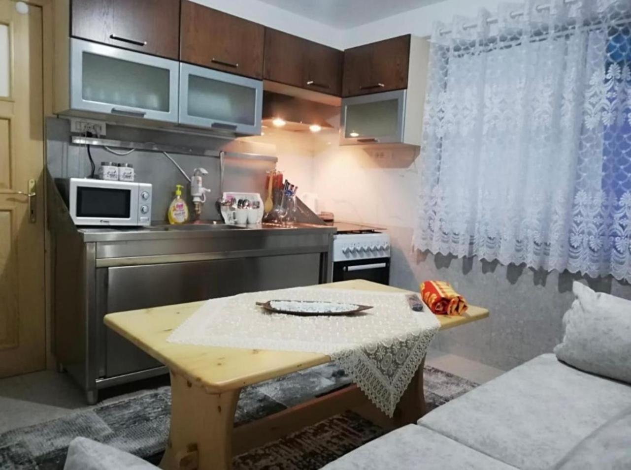 ROMANCE Apartments