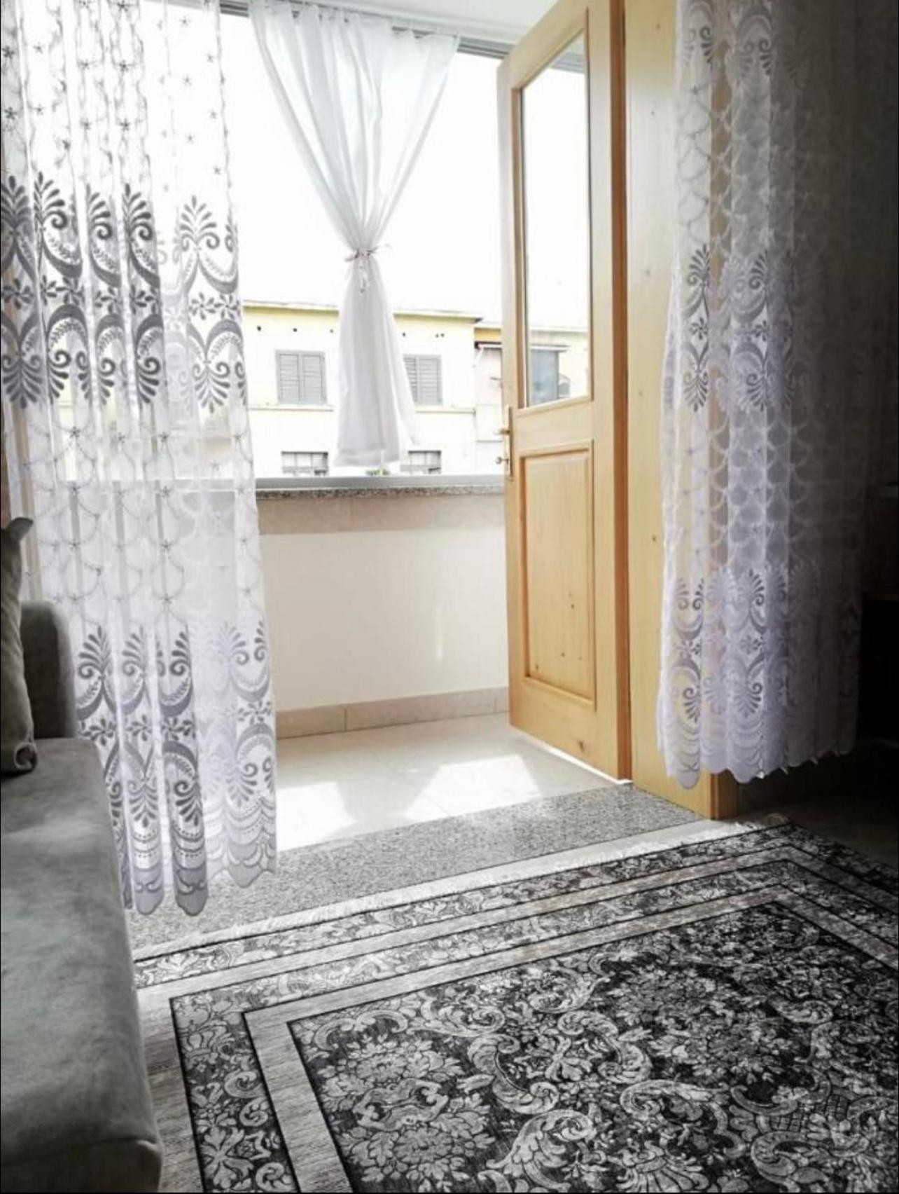 ROMANCE Apartments