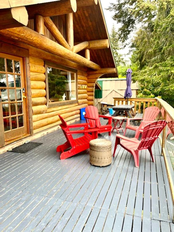 The Beach House Texada - Gillies Bay Favourite Cabin