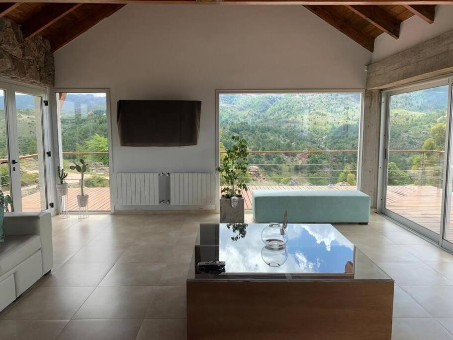 La Cumbrecita ,Casona super Lujo .