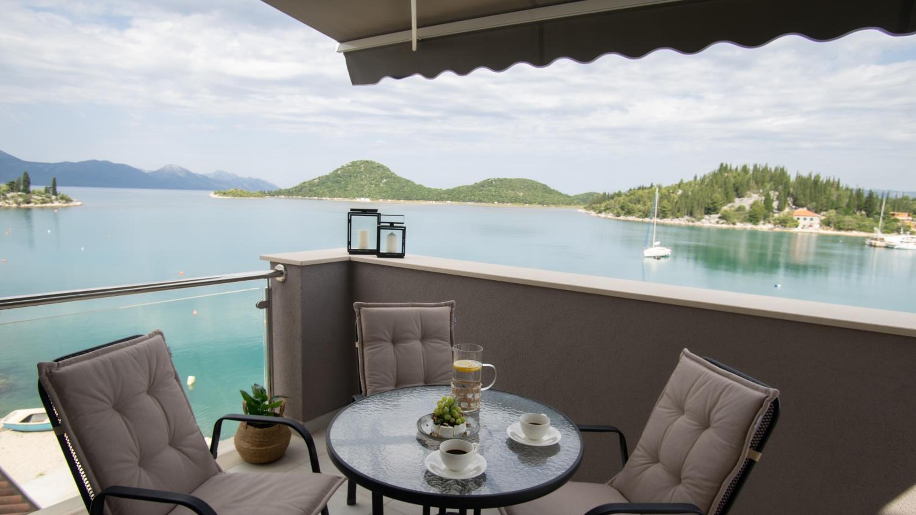 Apartment Antun - Adriatic coast retreat view 5