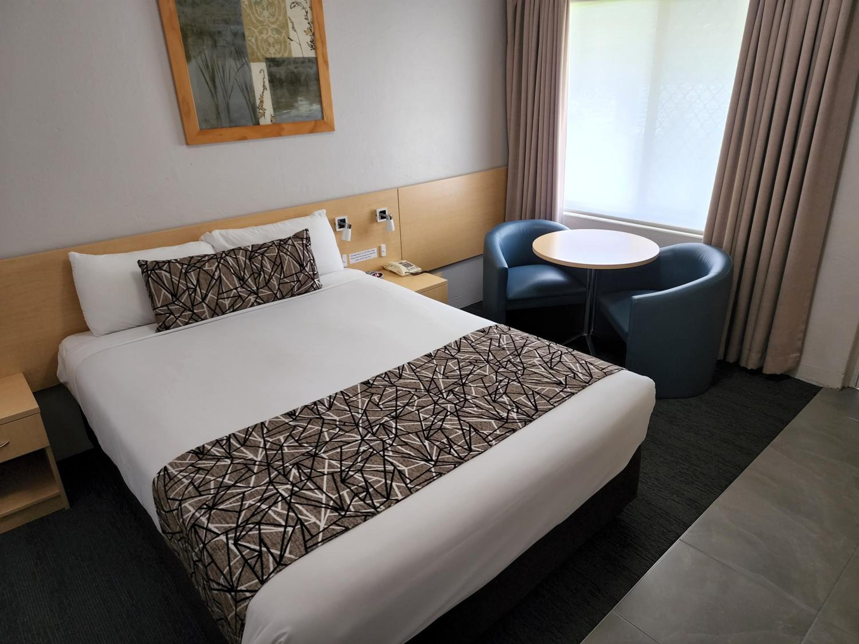 Bathurst Motor Inn