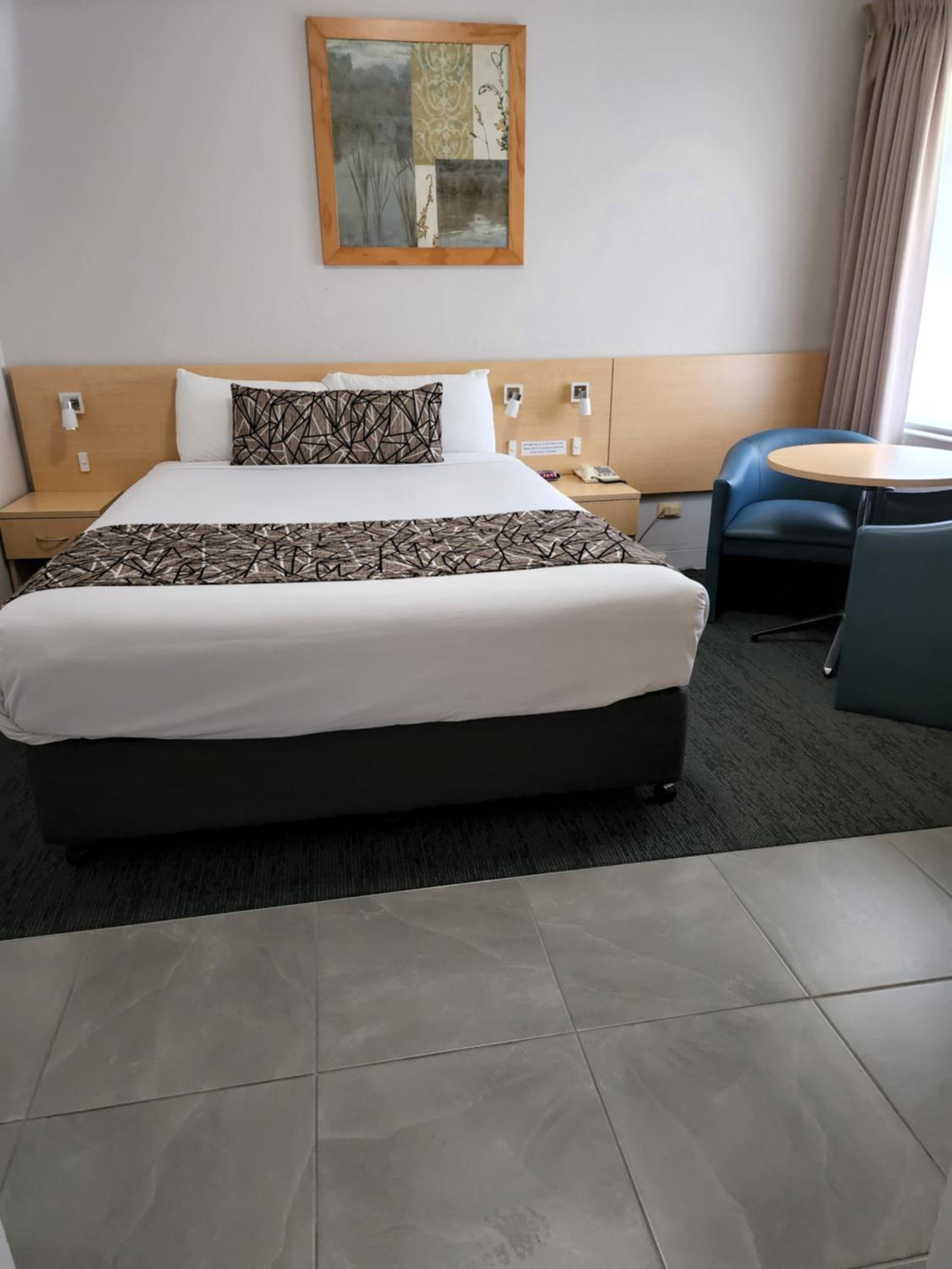 Bathurst Motor Inn