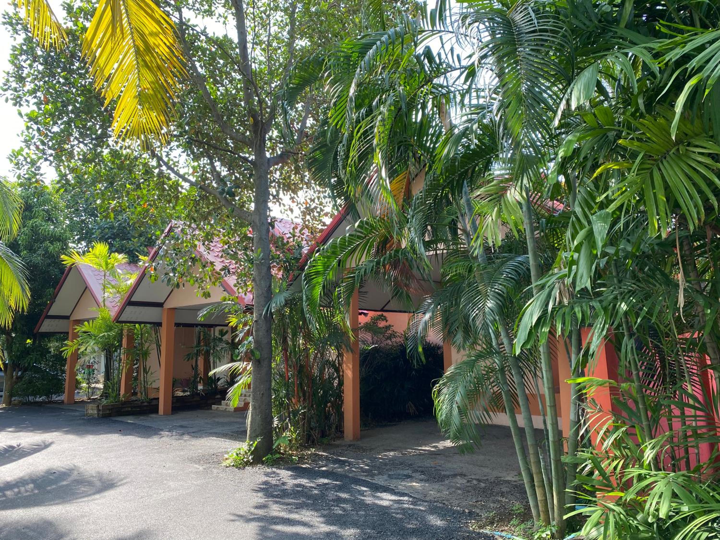 Baan Suan Palm Resort