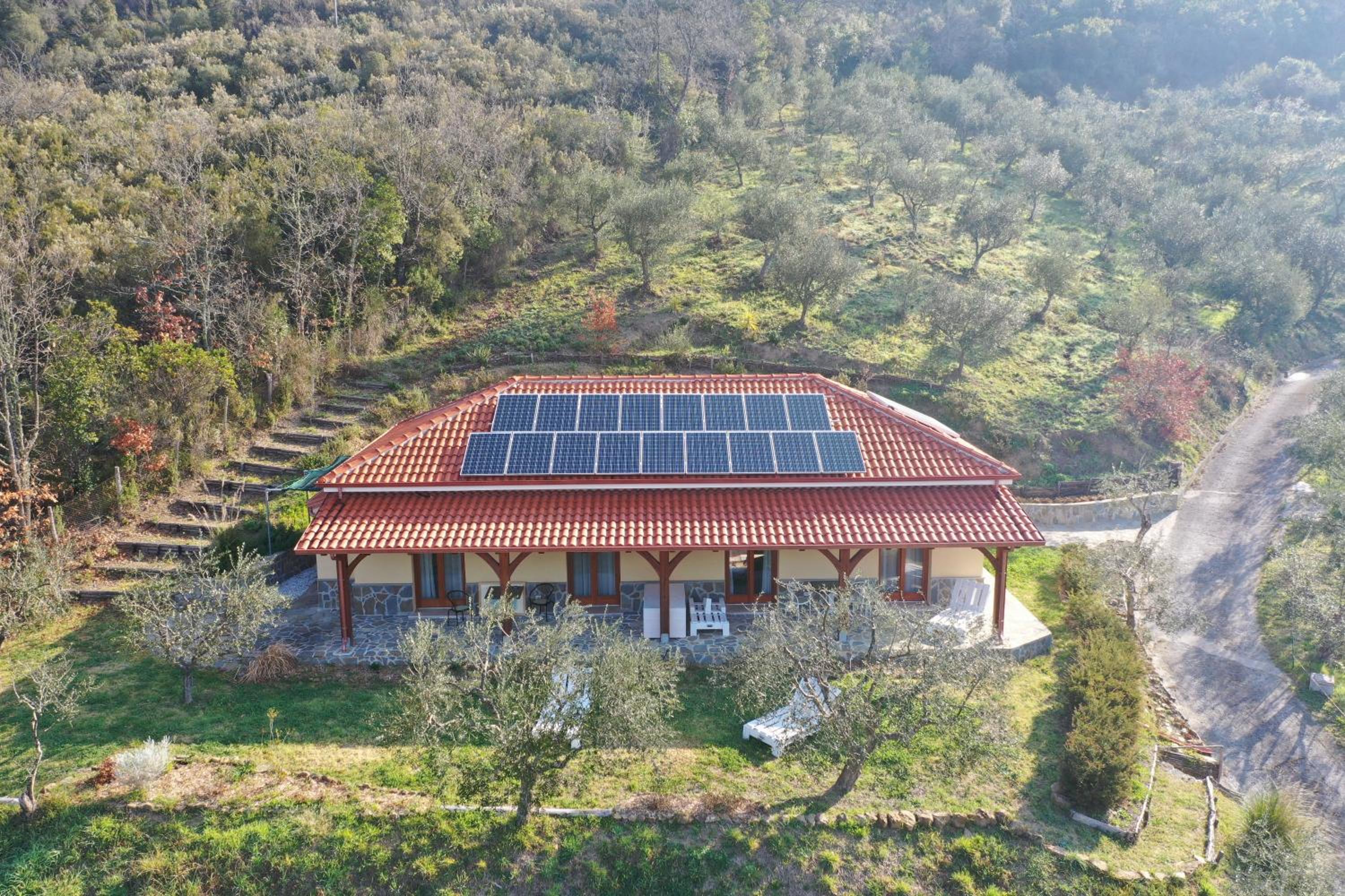 Ecolodge Selvitelle - Sustainable Retreat Amidst Olive Groves in Cilento