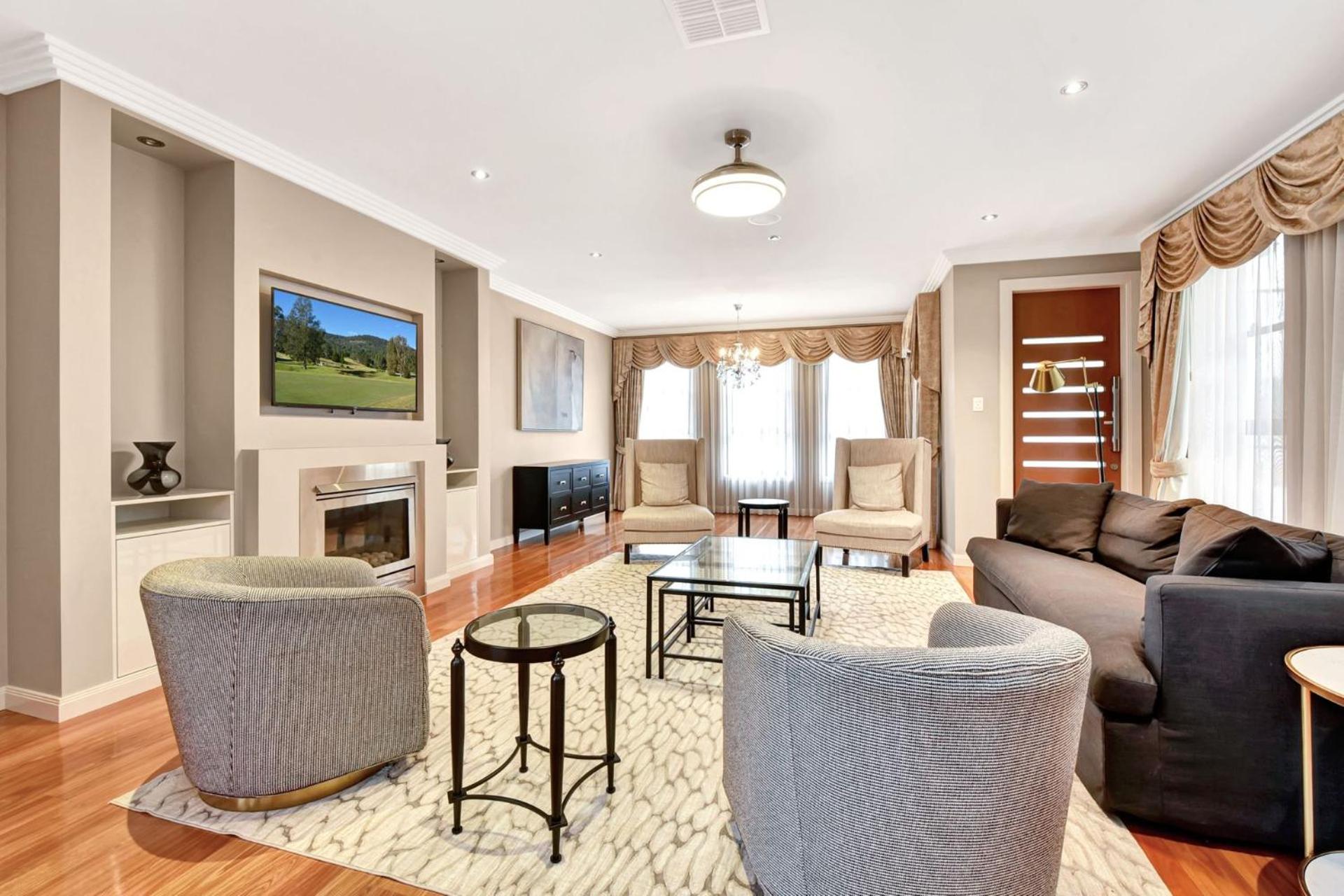 Luxury Hunter Valley Manor Estate Located in Central Hunter Valley