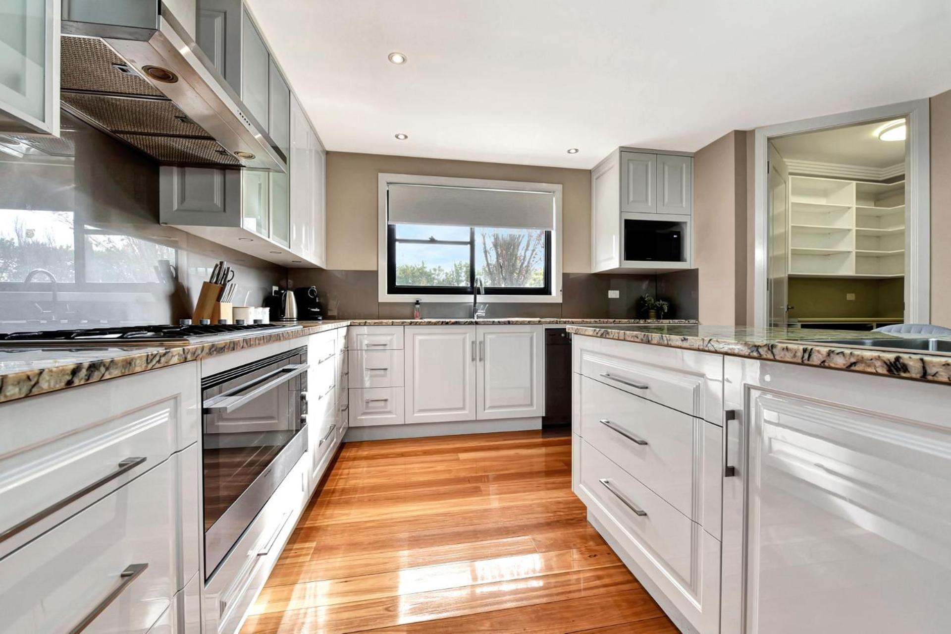 Luxury Hunter Valley Manor Estate Located in Central Hunter Valley