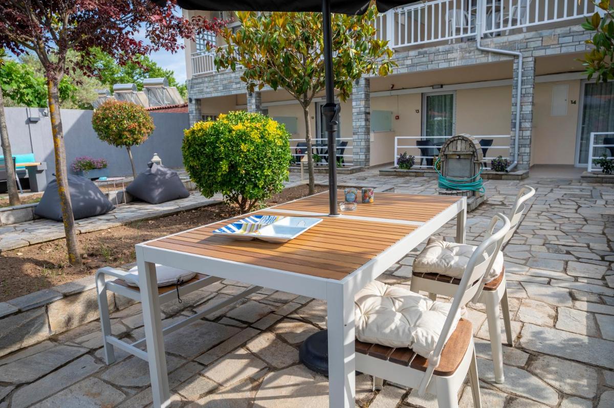 outdoor BBQ area