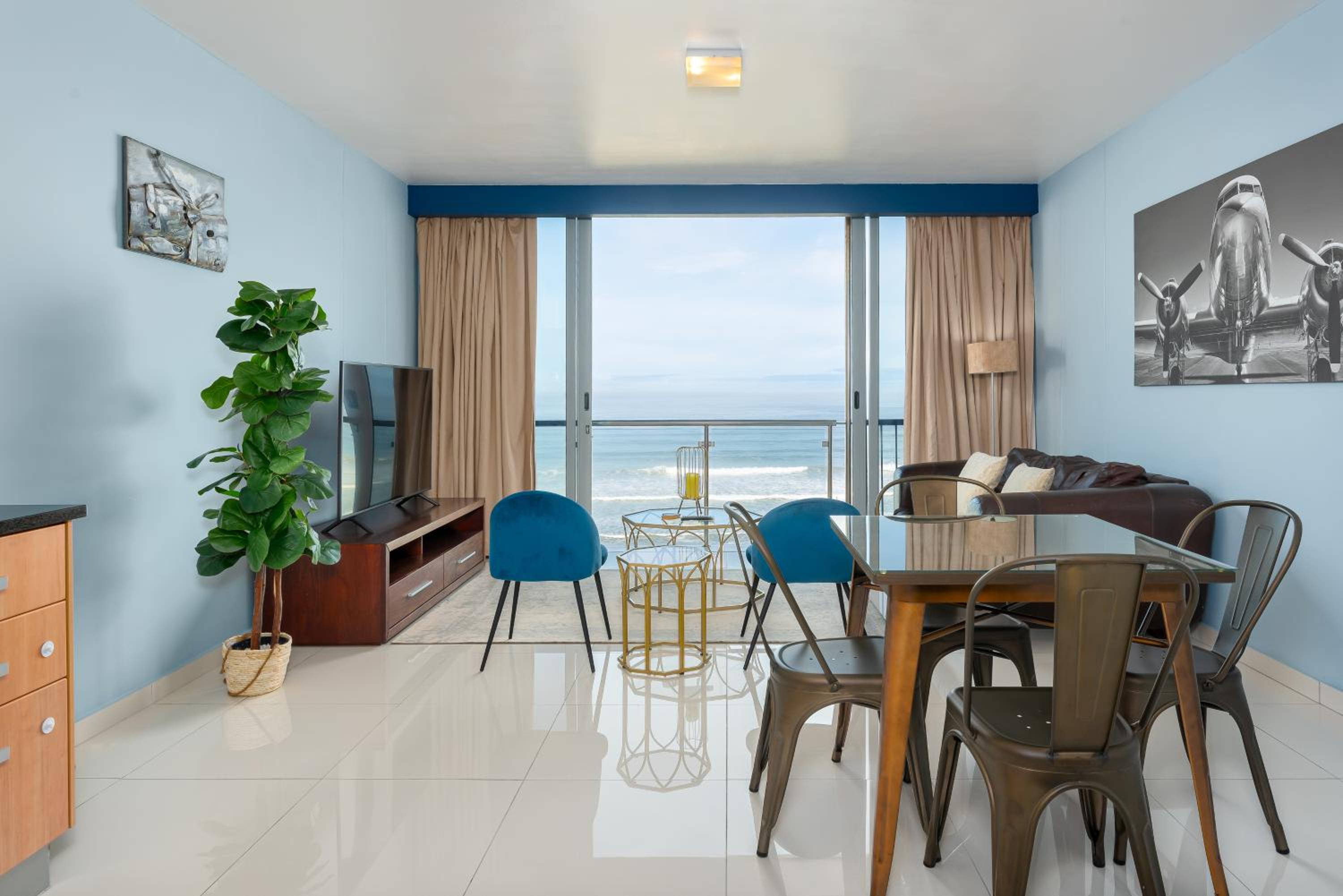 Infinity 502 view 4