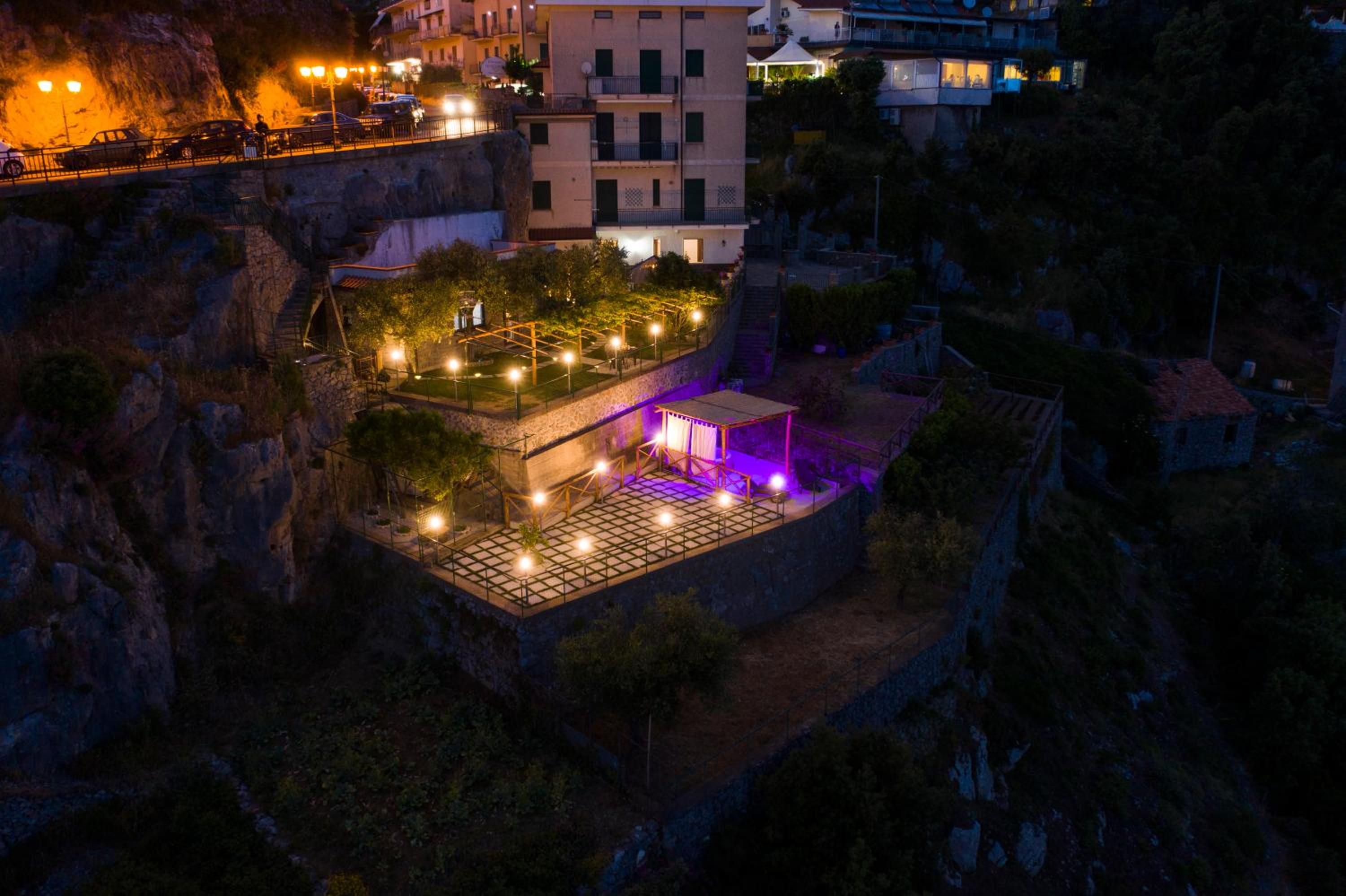 Apartments PARADISE GARDEN Holiday House
