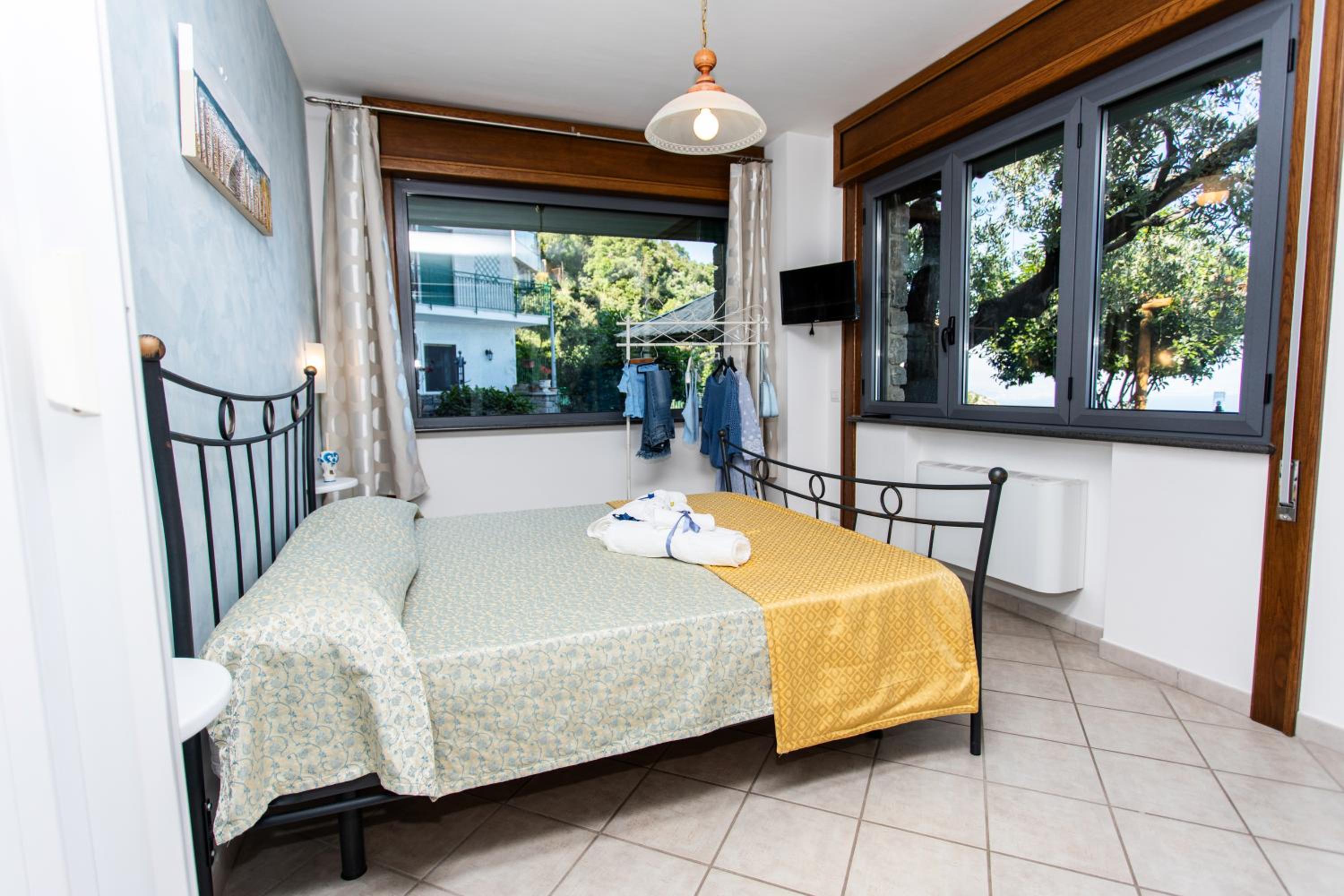 Apartments PARADISE GARDEN Holiday House