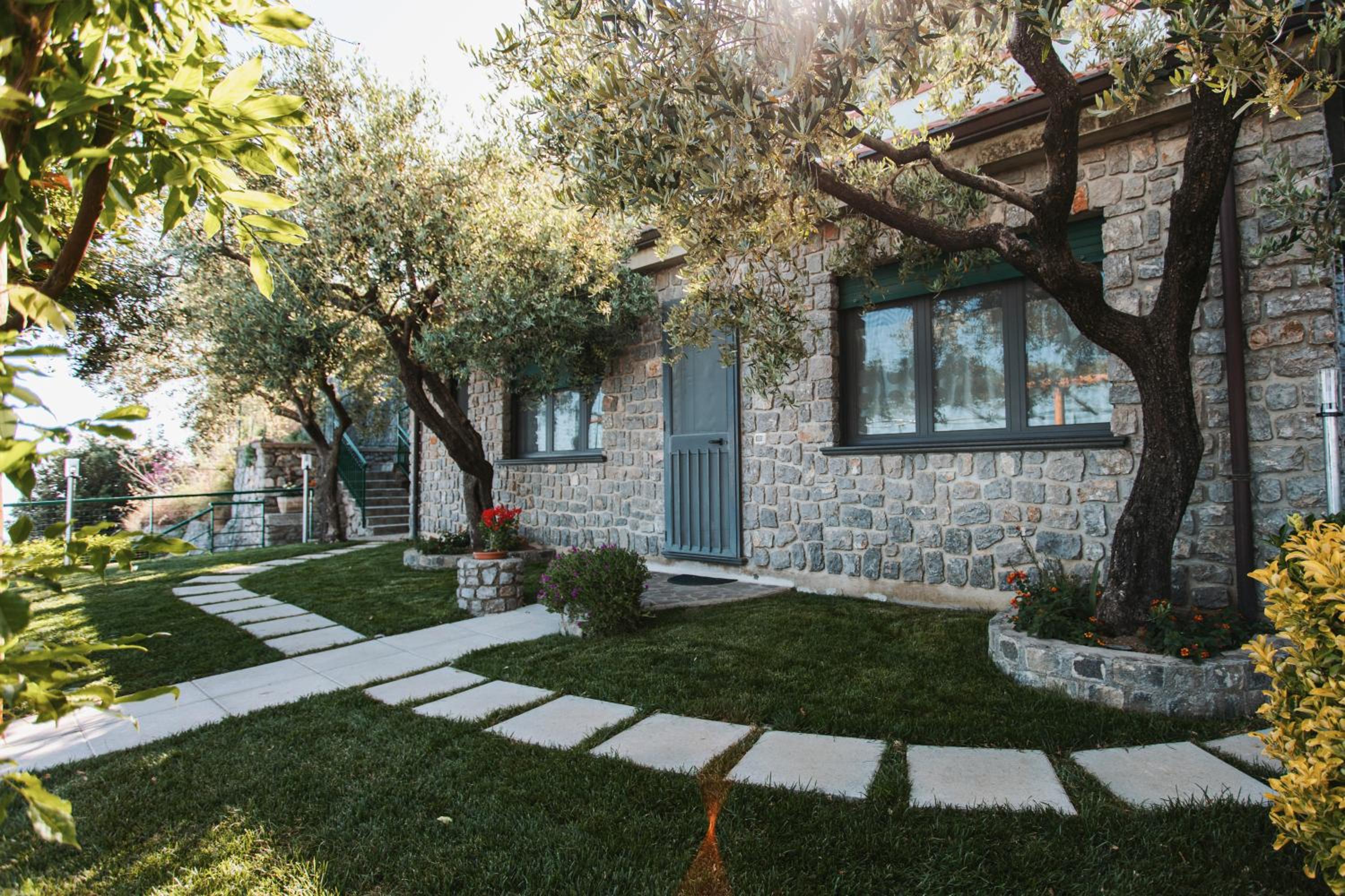 Hotel Apartments Paradise Garden Holiday House