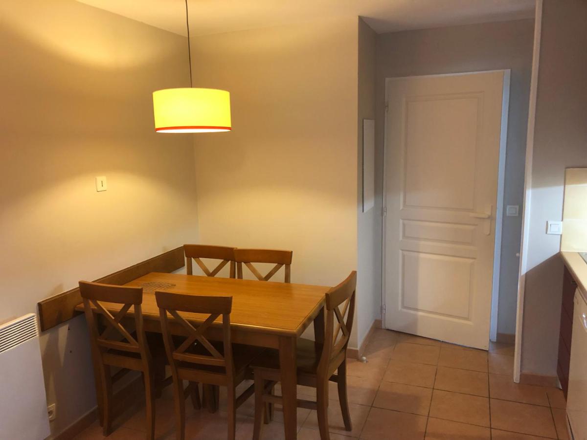 Petite maison dans Résidence avec piscine