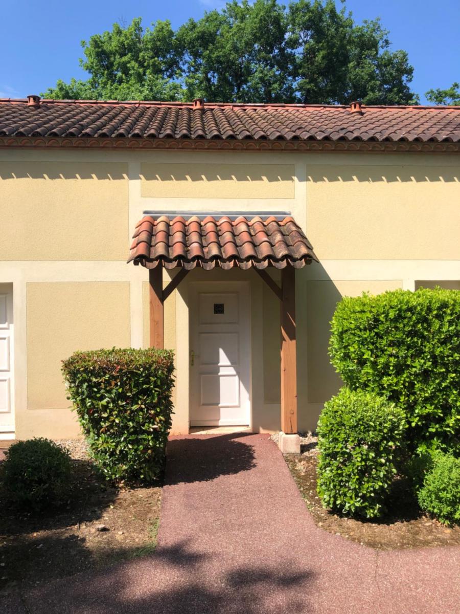 Petite maison dans Résidence avec piscine