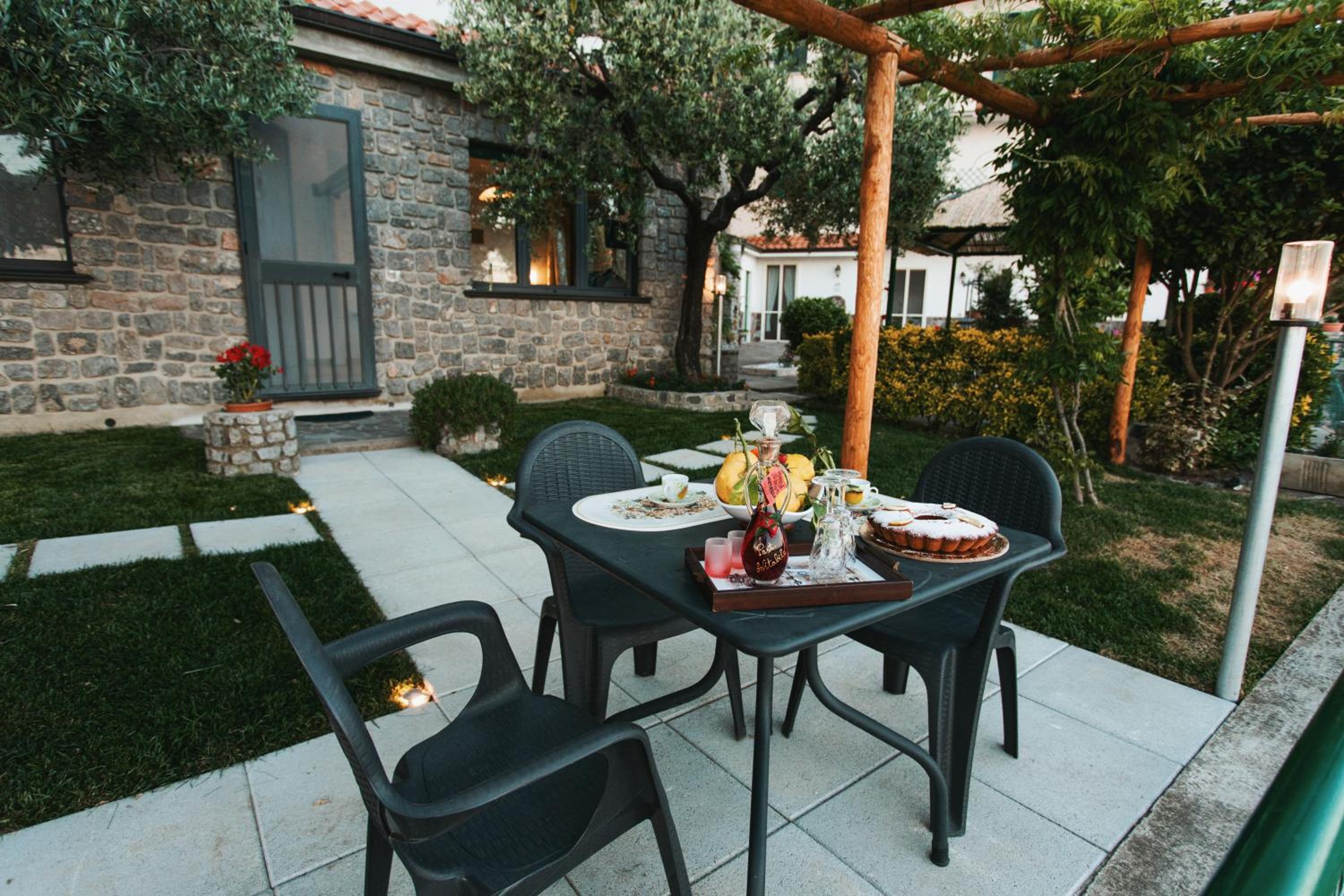 Apartments PARADISE GARDEN Holiday House