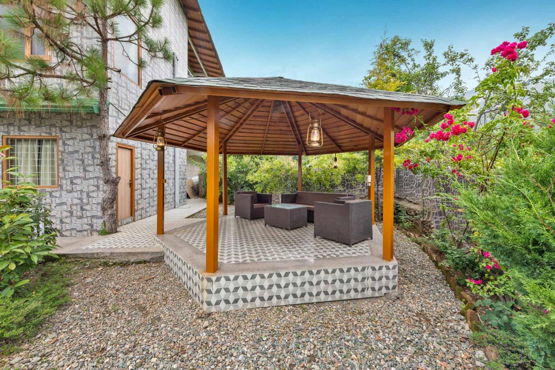Vintage Retreat by VEO - Part of StayVista view 5