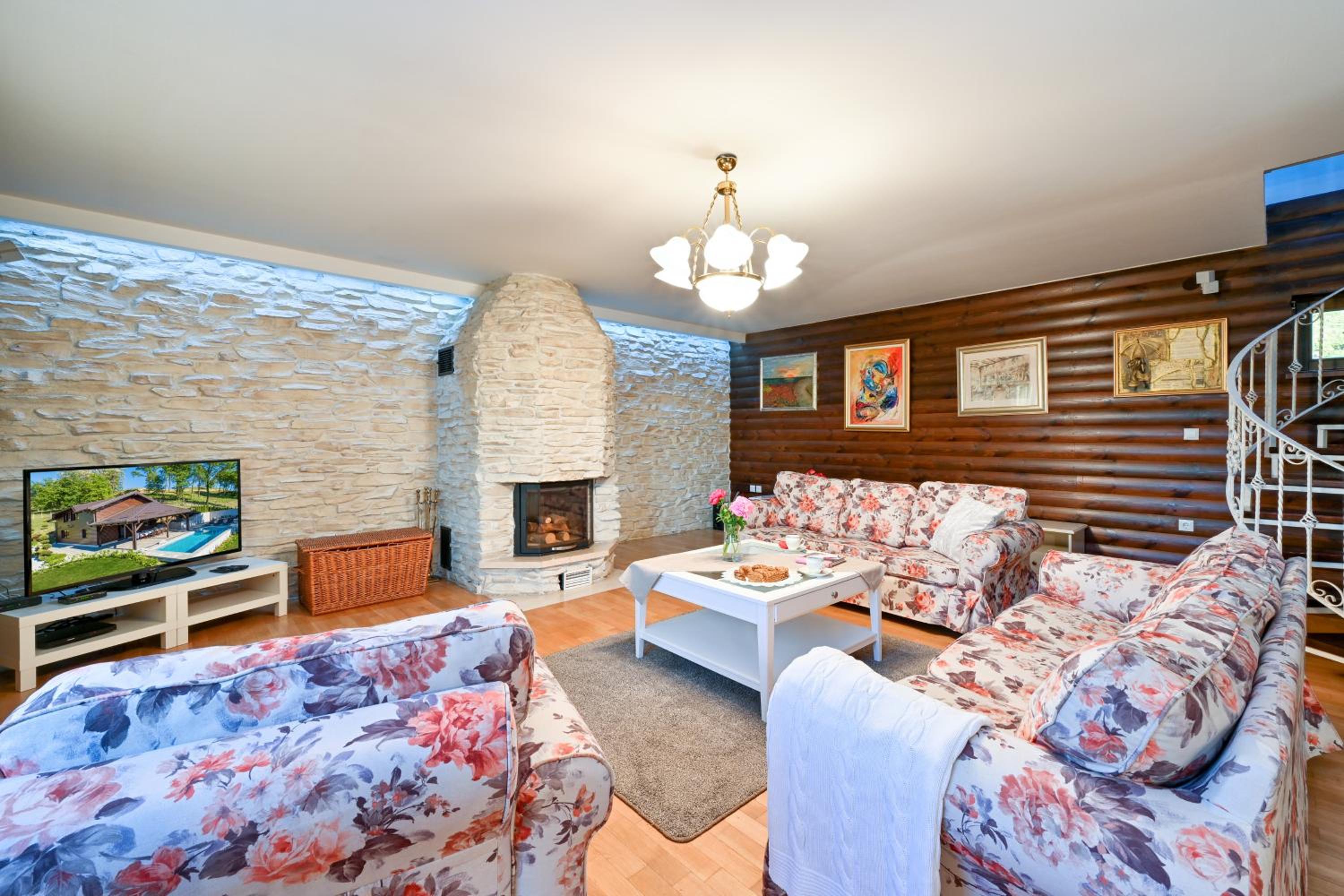 Photo 38