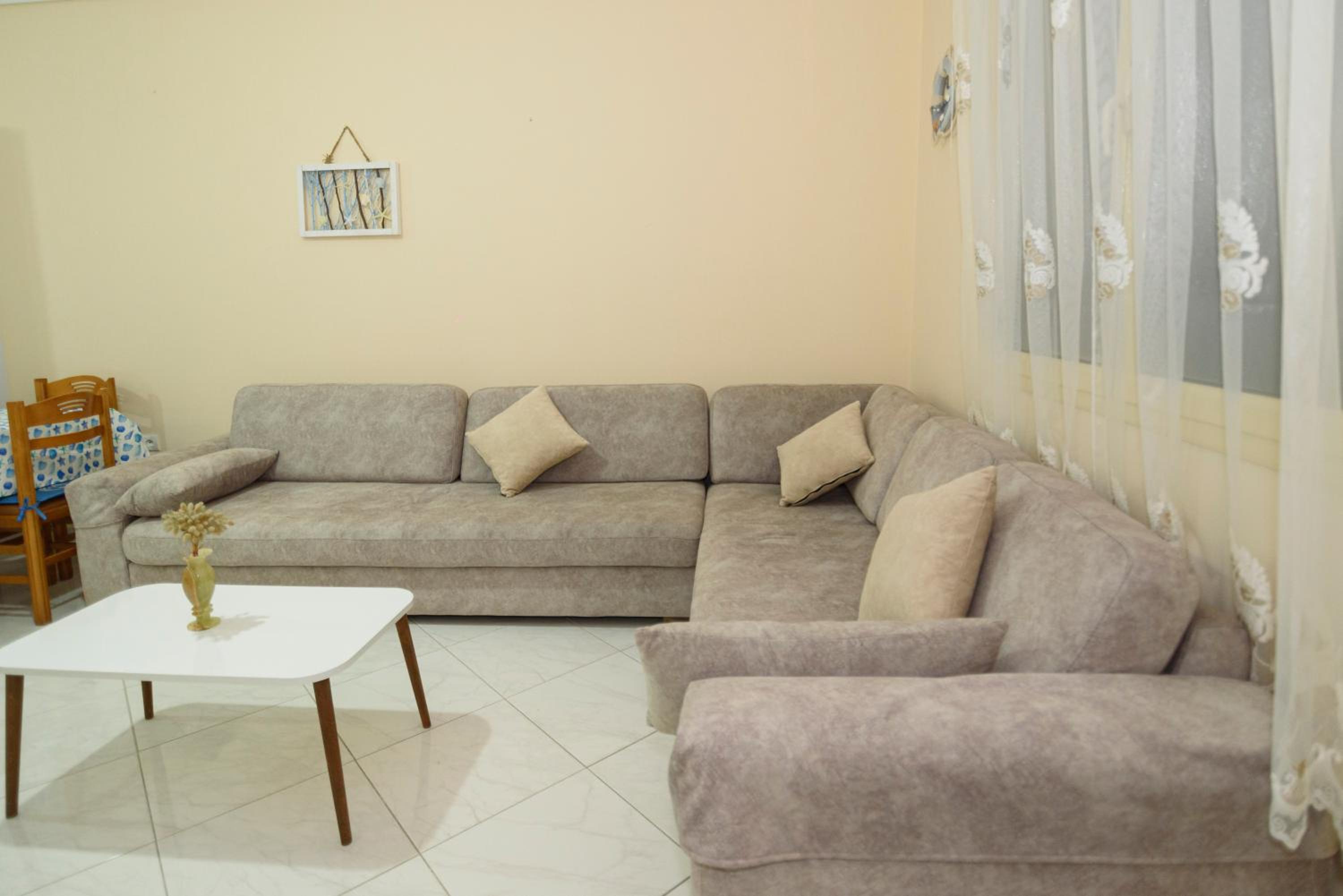 Dante Apartment Sea View
