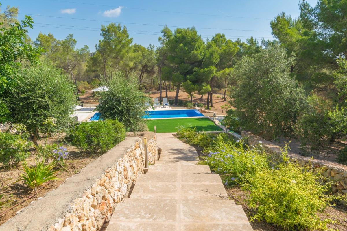 Villa Pins
