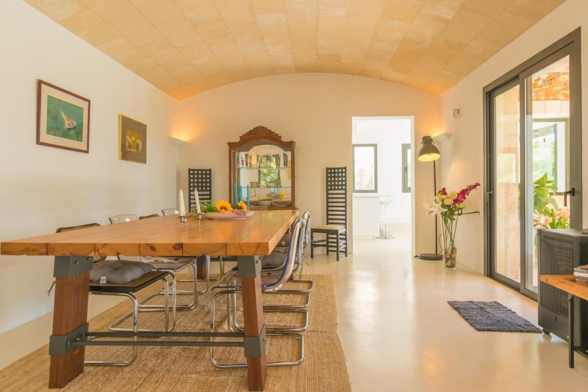 Villa Pins