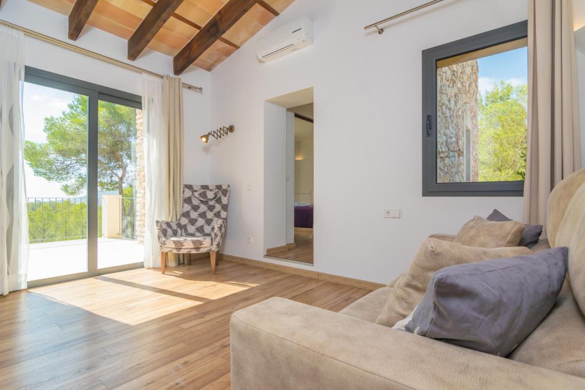 Villa Pins