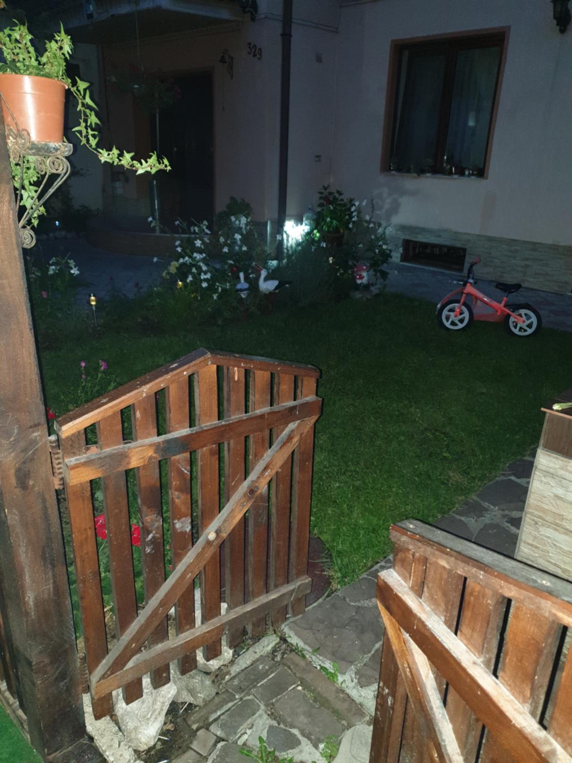 Casa Nicoladis view 4