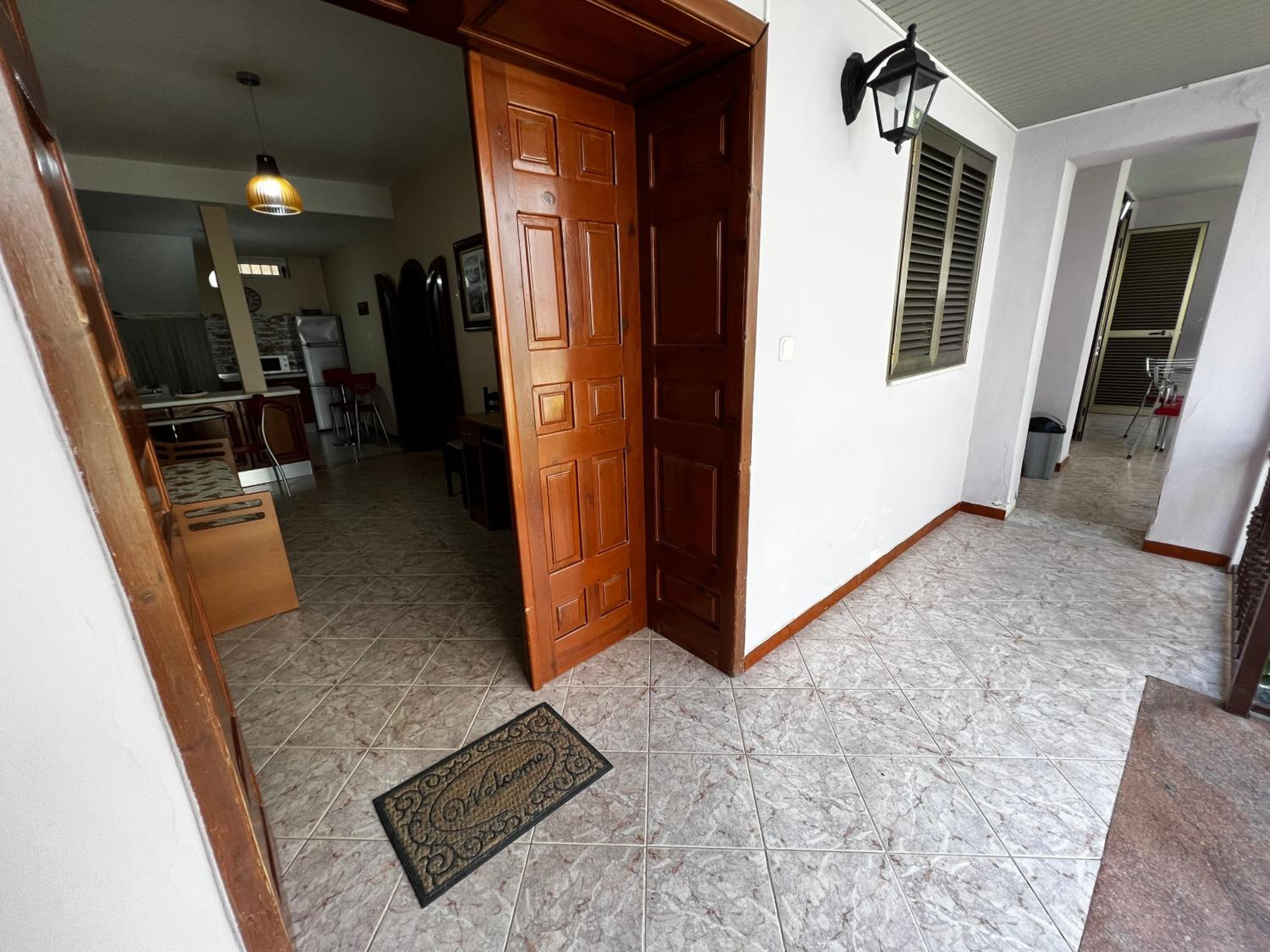 Grand Veranda Apartment