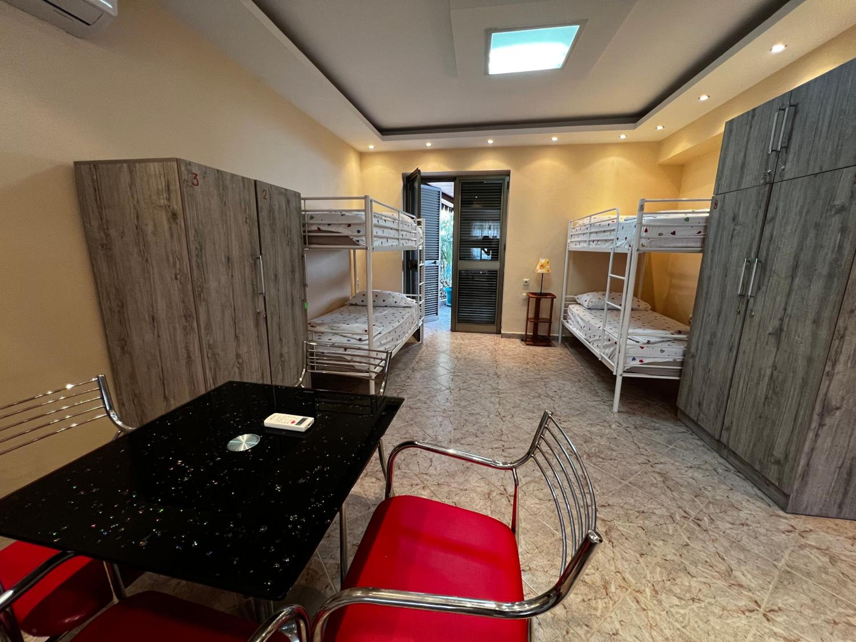 Grand Veranda Apartment