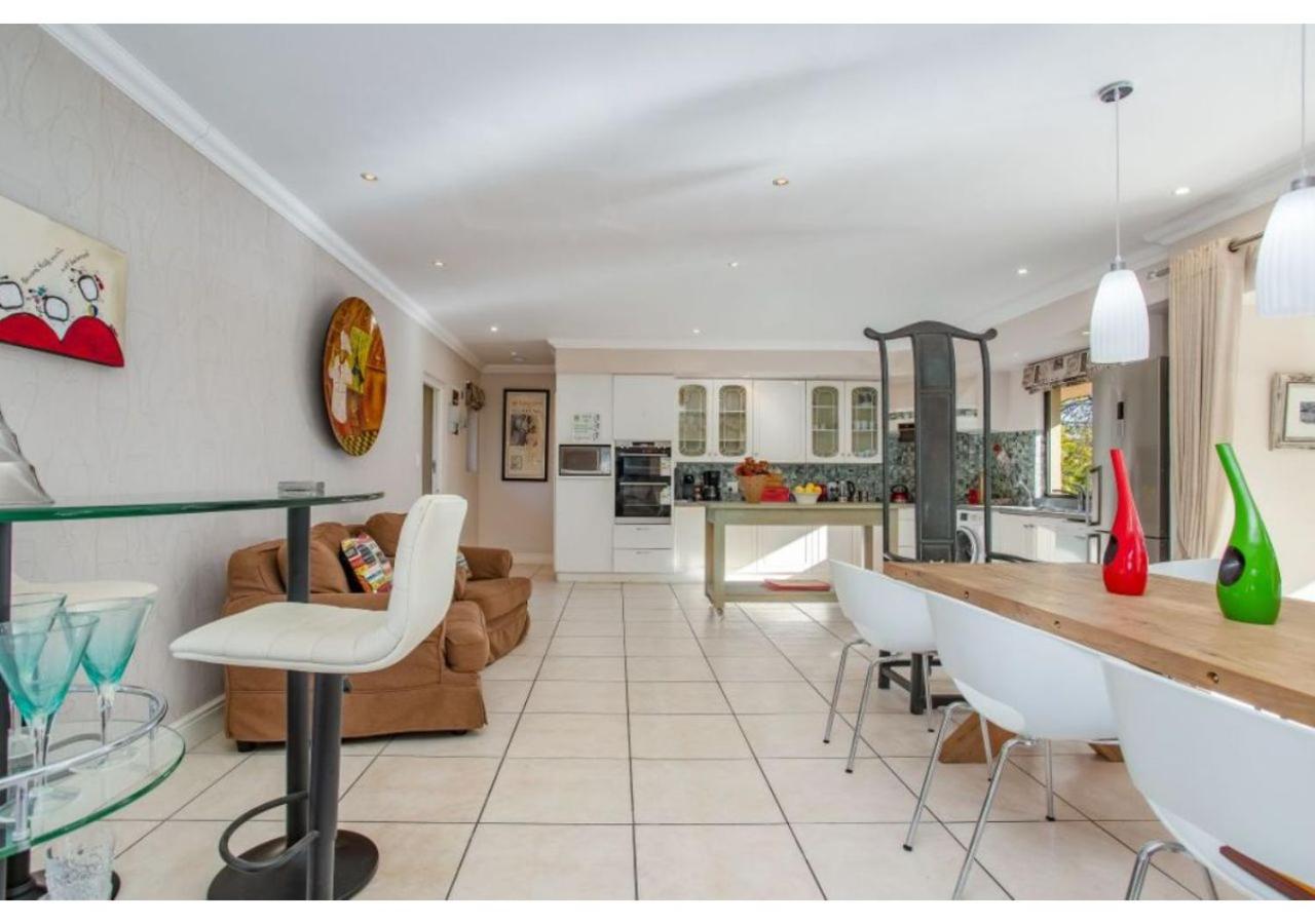 Florin’s Crest 3 Bedroom Villa, Franschhoek