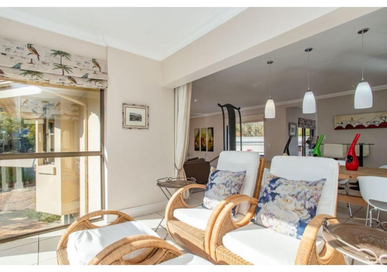 Florin’s Crest 3 Bedroom Villa, Franschhoek