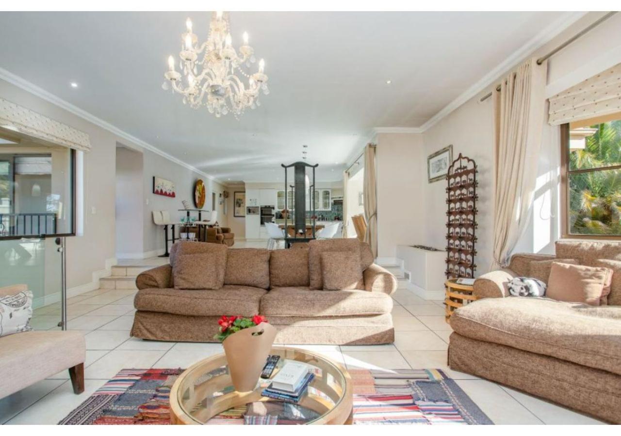 Florin’s Crest 3 Bedroom Villa, Franschhoek