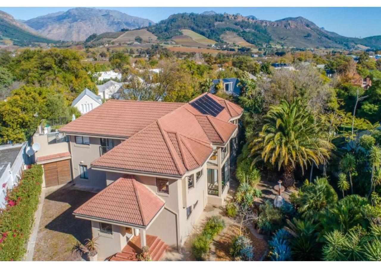 Florin’s Crest 3 Bedroom Villa, Franschhoek