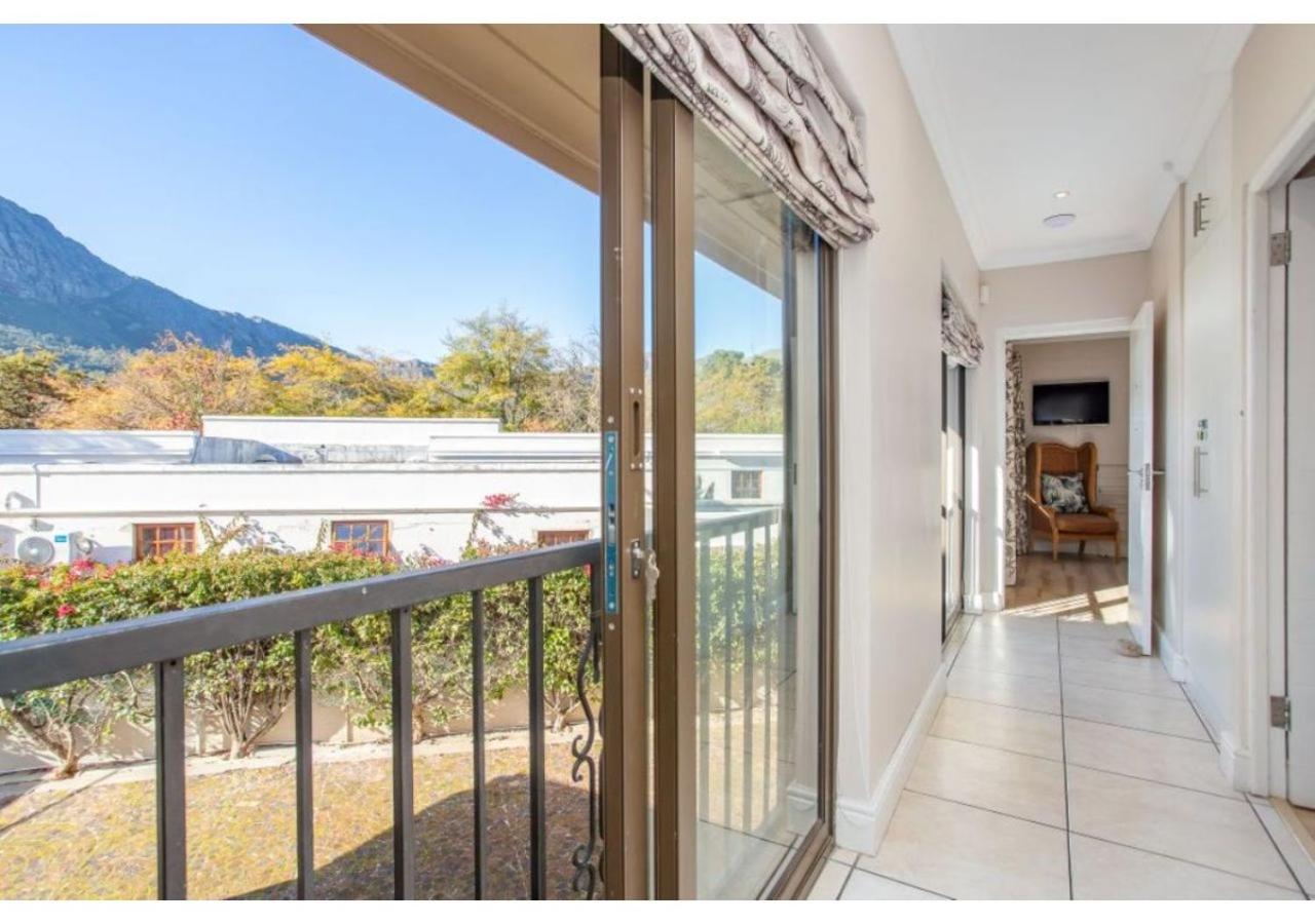 Florin’s Crest 3 Bedroom Villa, Franschhoek