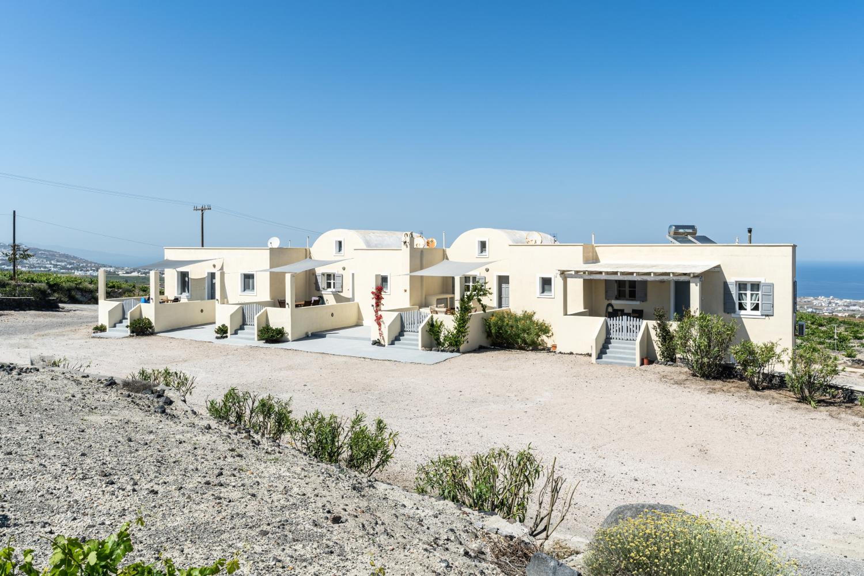Ampelos Executive Houses