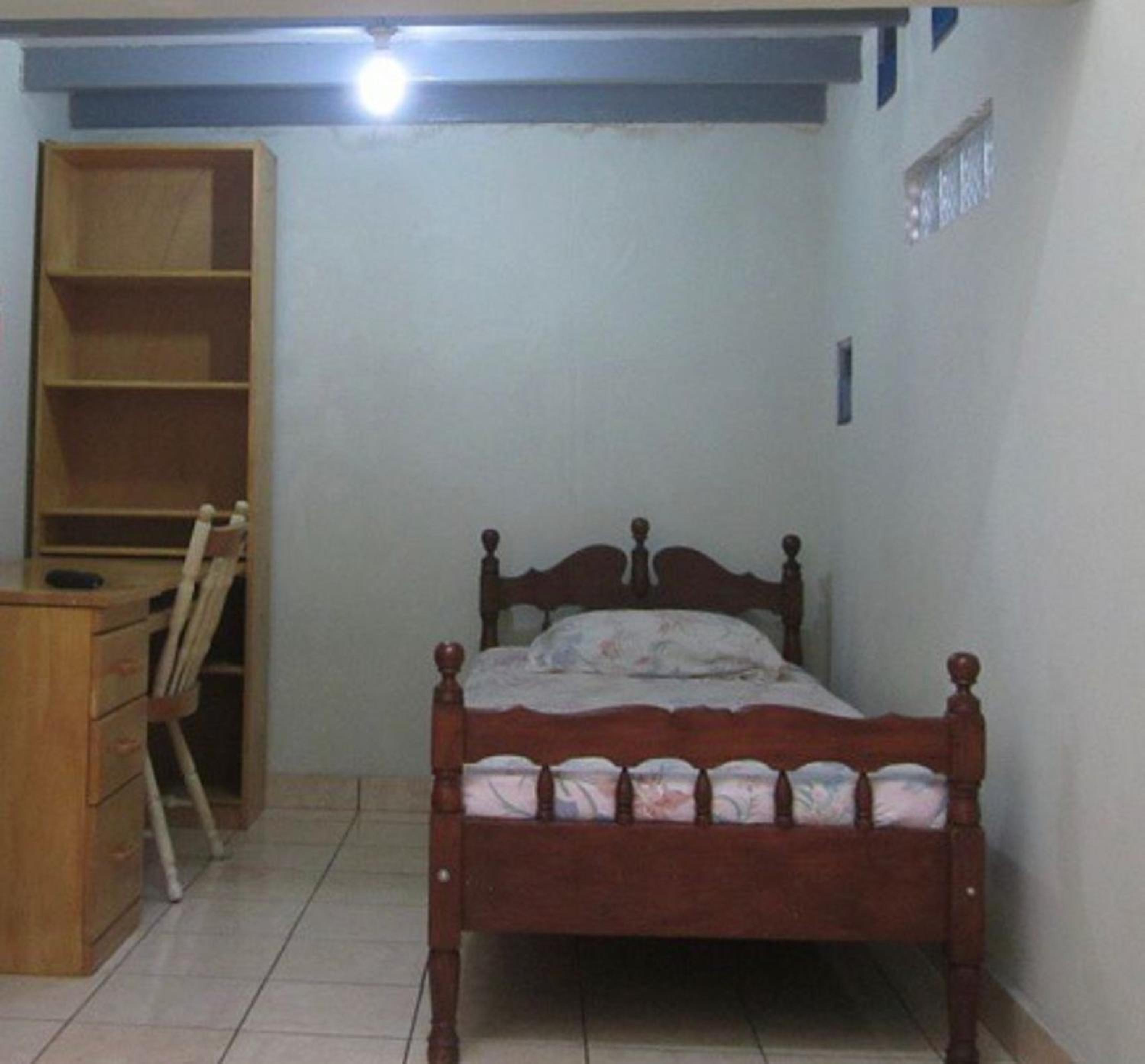 Hotel O Kartika Guest House SyariahNearPantai Stres