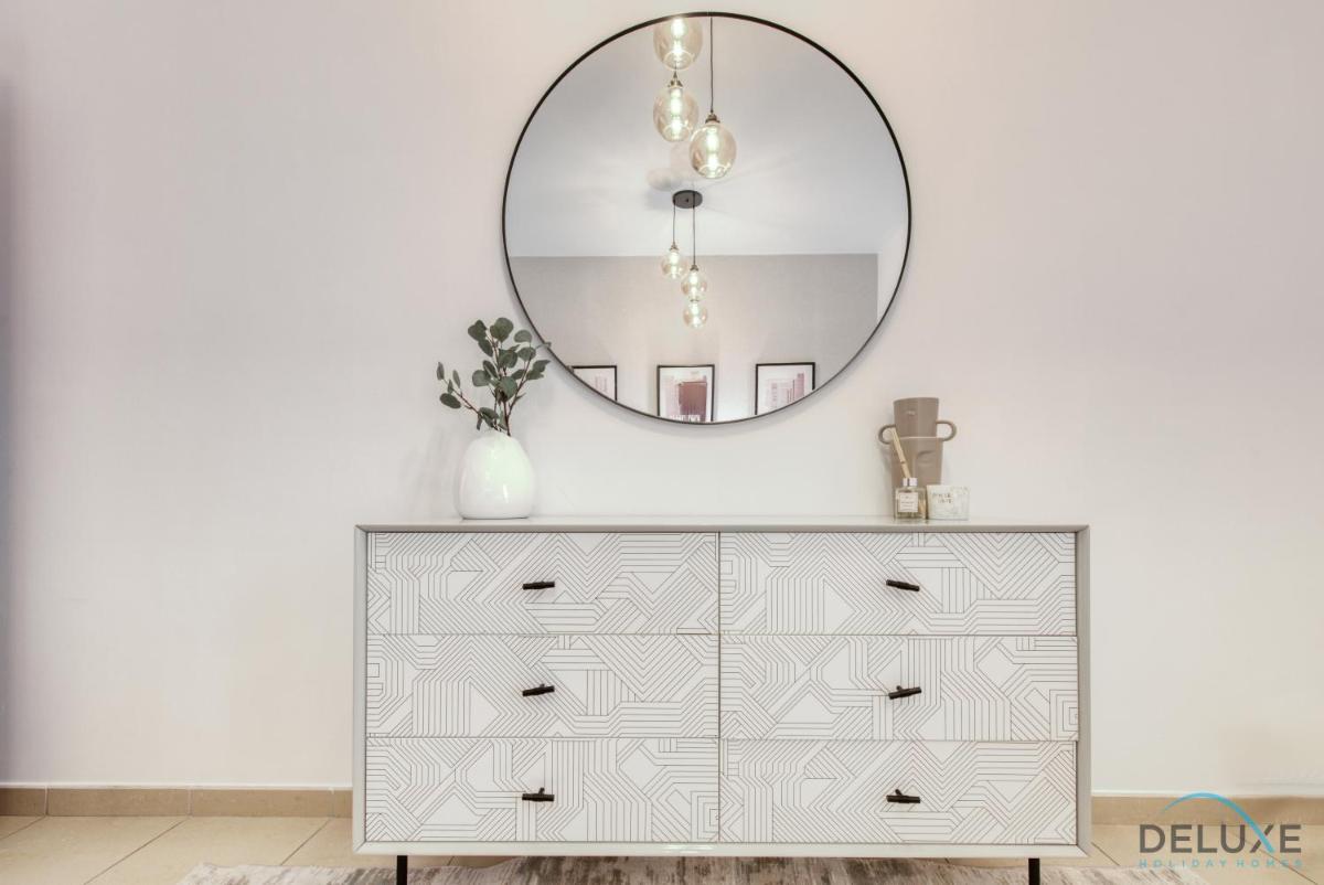 Radiant 2BR at Sadaf 7 JBR by Deluxe Holiday Homes